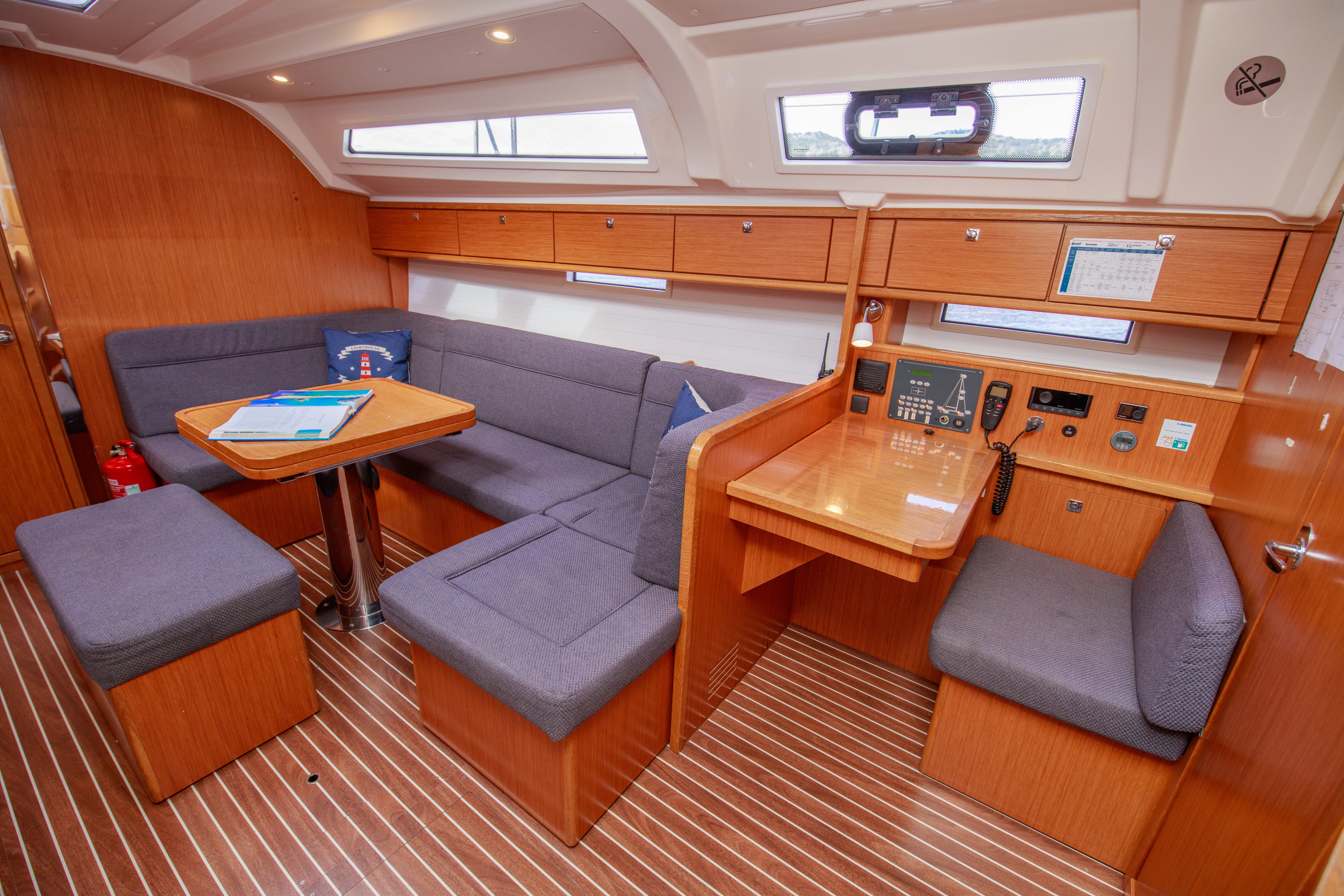 Bavaria 41 Cruiser Tangram — фотография яхты 19