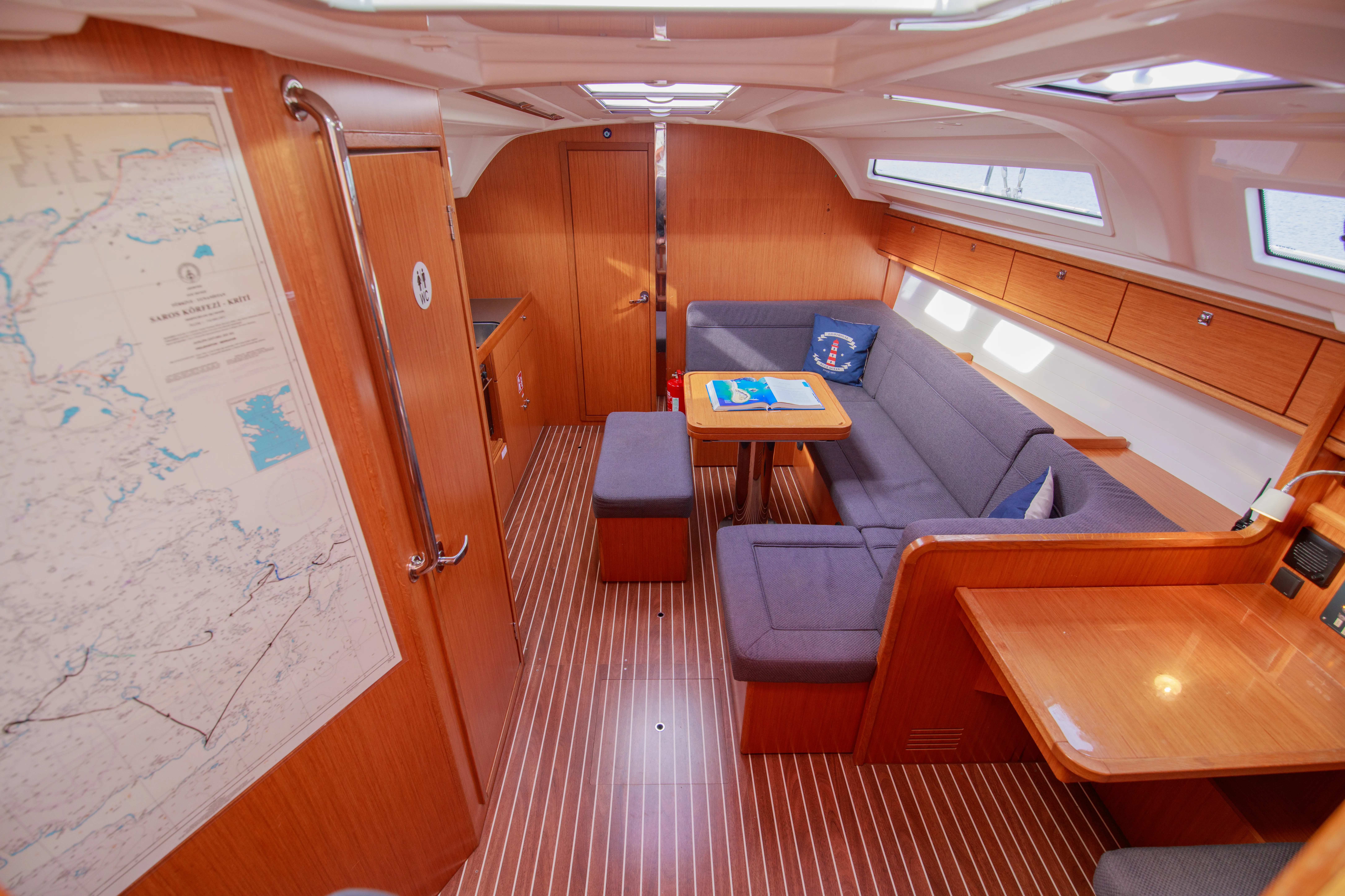 Bavaria 41 Cruiser Tangram — фотография яхты 14