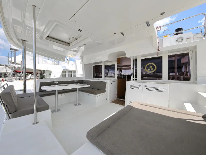 Lagoon 450 Fly LADIES&GENTLEMEN — jahtikuva 49