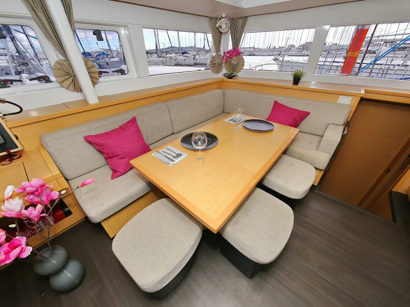 Lagoon 450 Fly LADIES&GENTLEMEN — jahtikuva 26