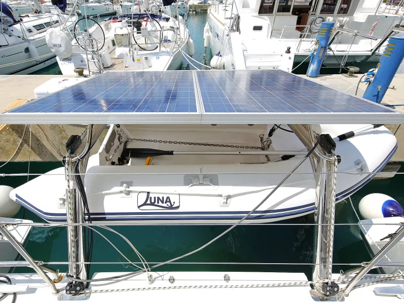 Lagoon 450 Fly LADIES&GENTLEMEN — jahtikuva 9