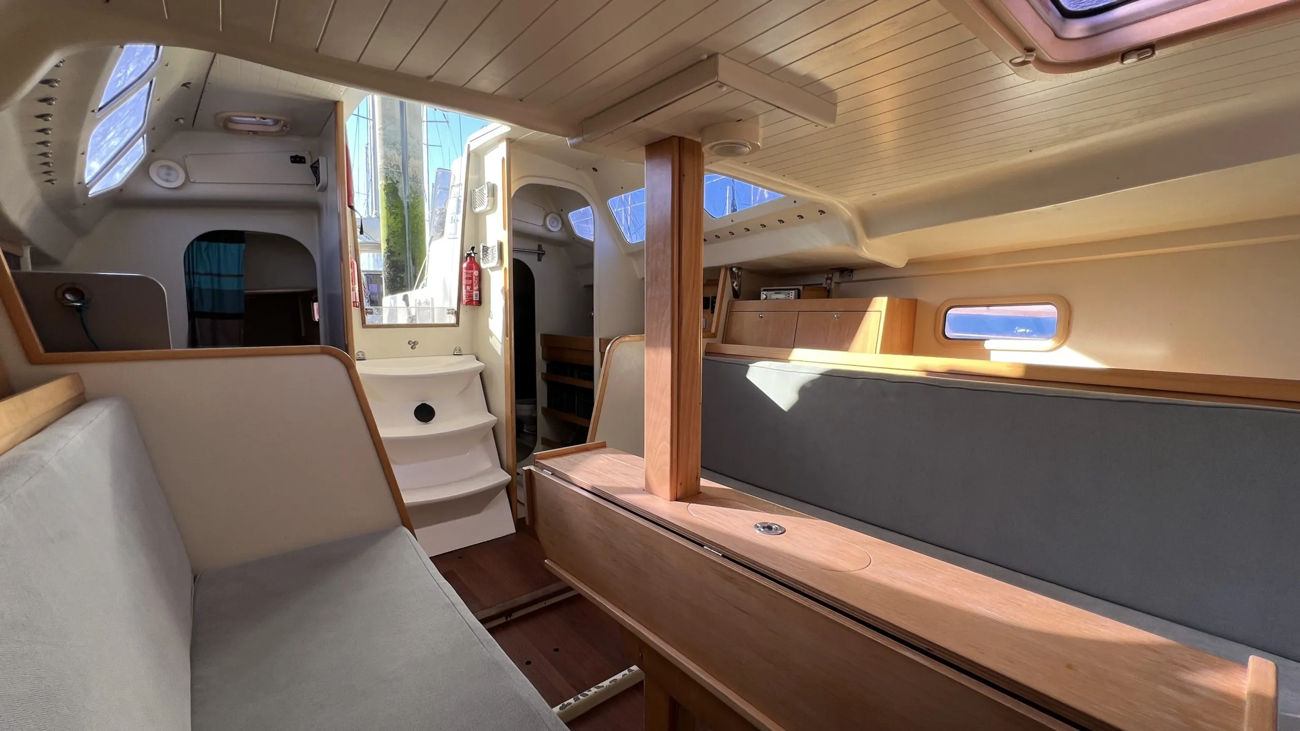 RM 890 Little Wing — foto dello yacht n. 2