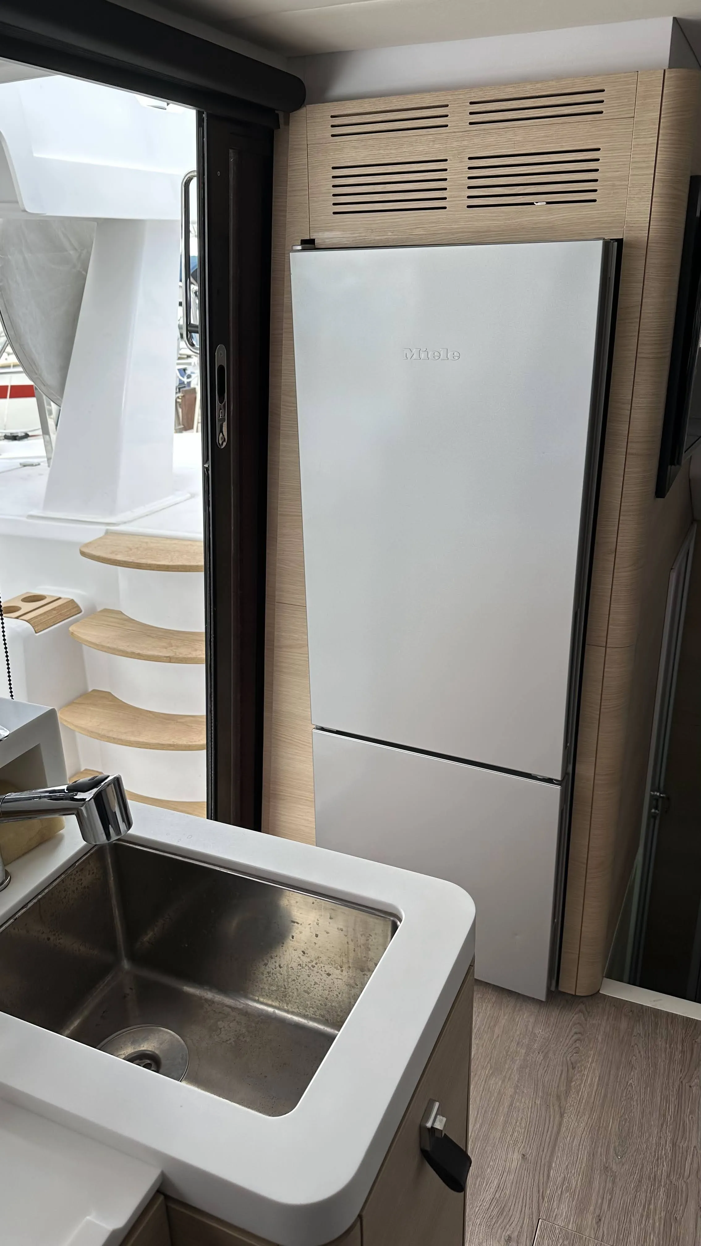 Aventura 37 Manalua — yacht photo 8