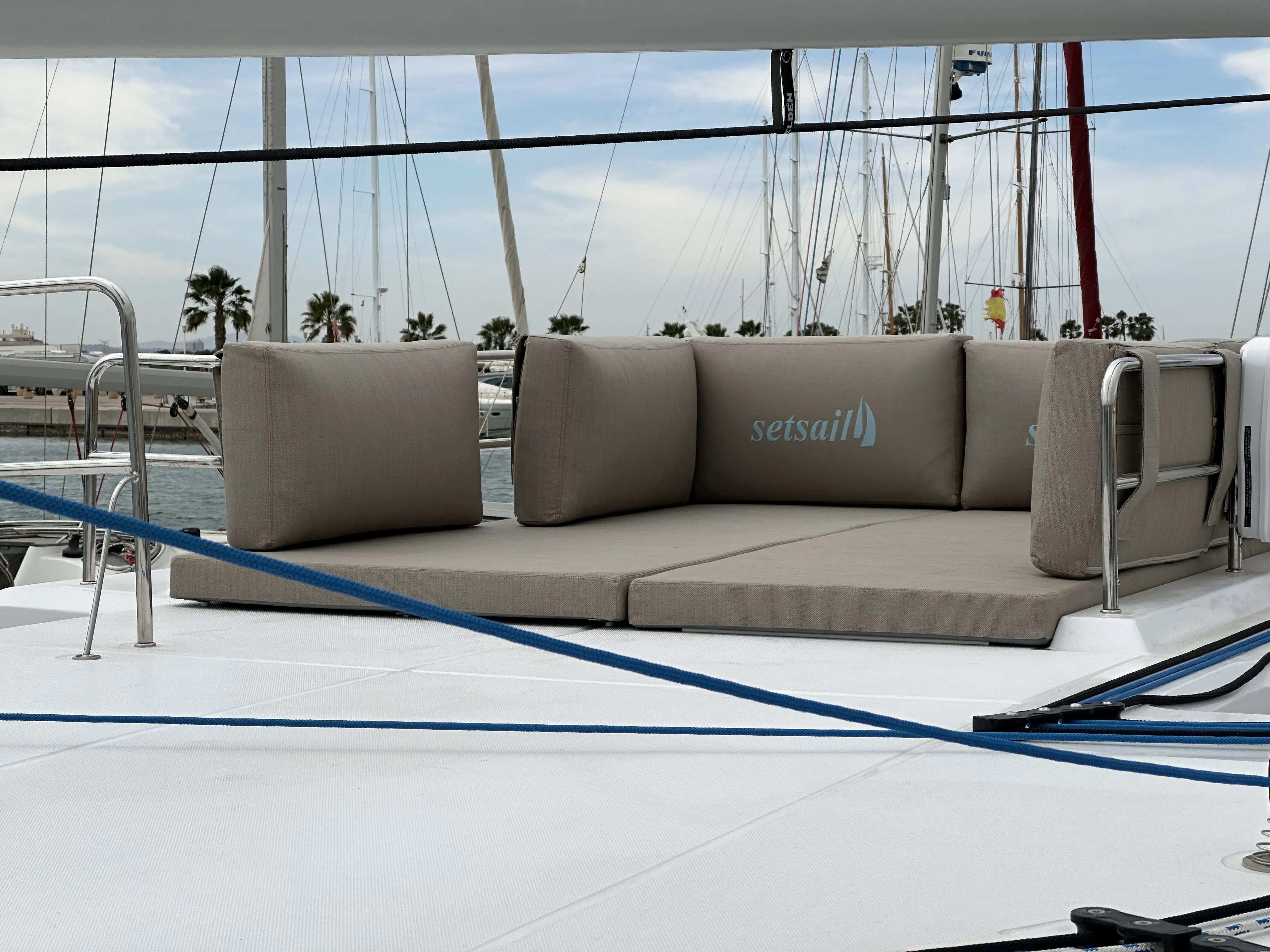 Aventura 37 Manalua — yacht photo 38