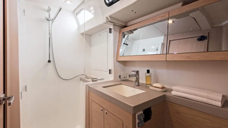Oceanis 51.1 Bluescape II — yacht photo 3