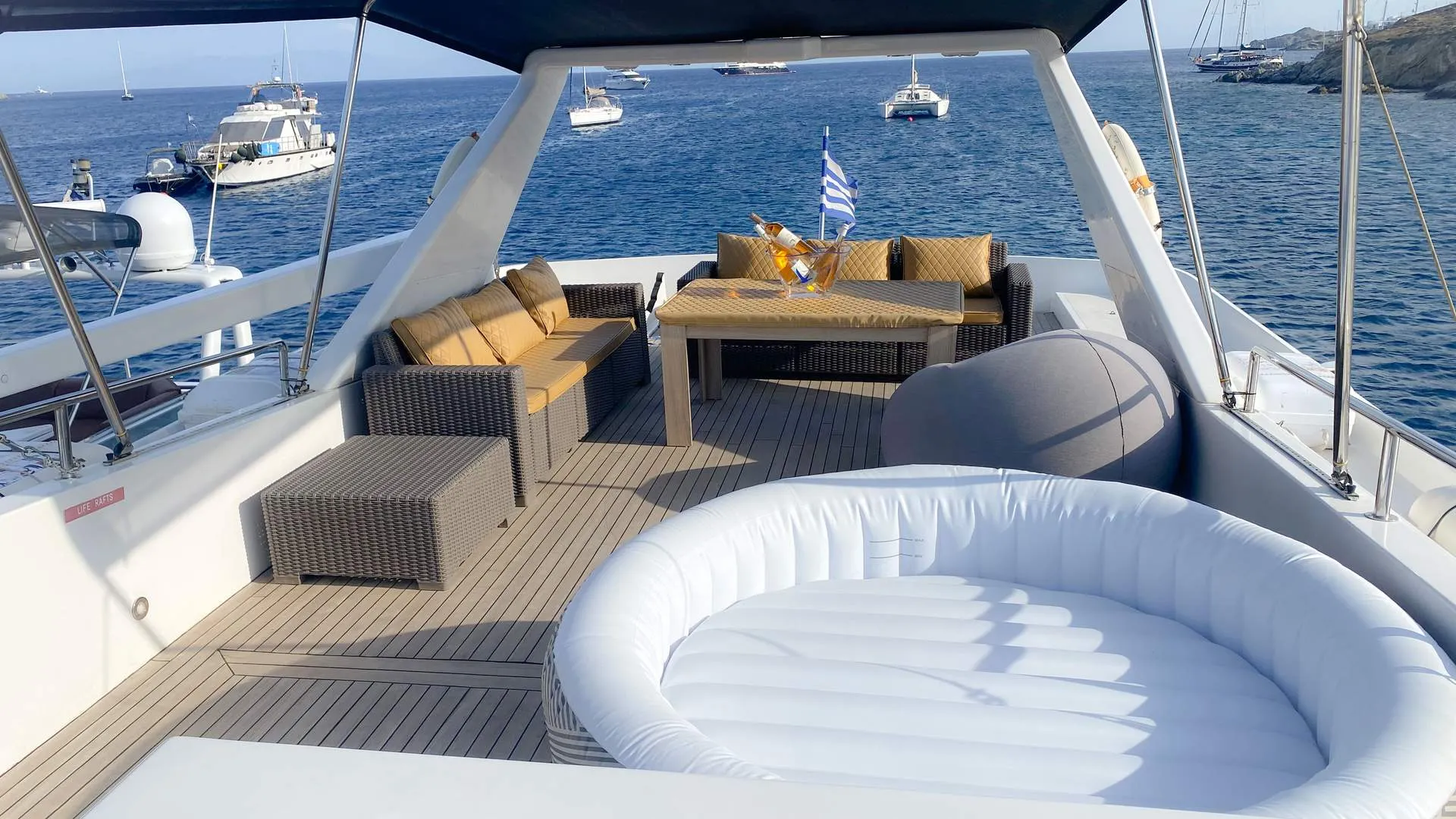 Superphantom 85 Fly Superphantom — yacht photo 2