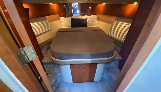 Cruiser 47 Fly Cruiser 47 — yacht photo 9