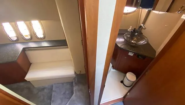 Cruiser 47 Fly Cruiser 47 — yacht photo 11