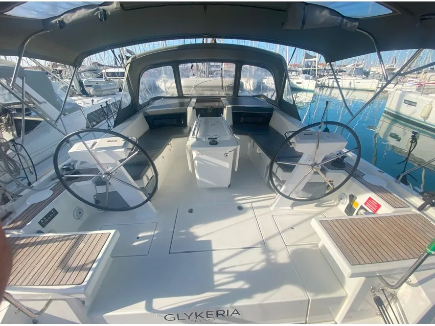 Oceanis 46.1 Glykeria — fotografia jachty 2
