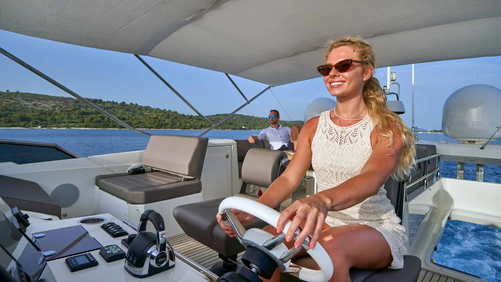 Prestige 630S Simull — yacht photo 18
