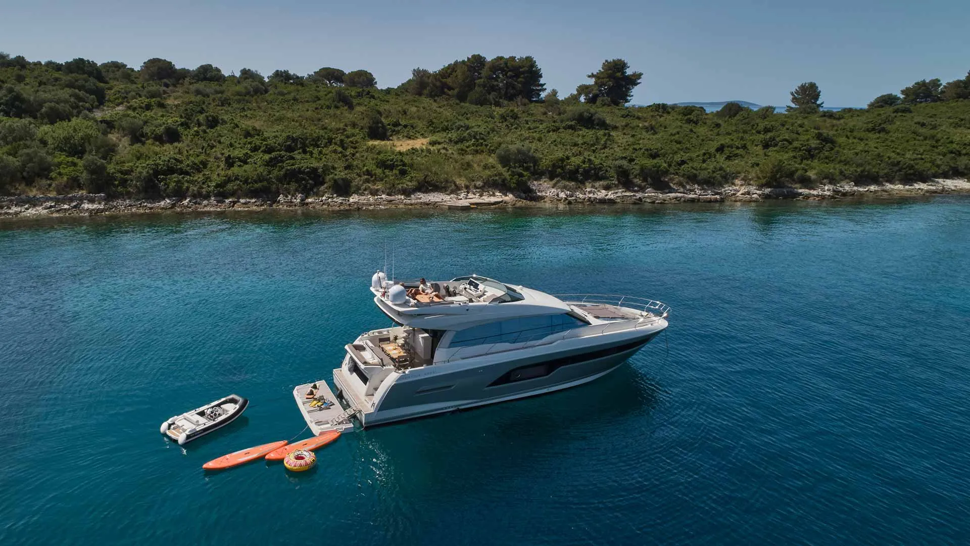 Prestige 630S Simull — yacht photo 17