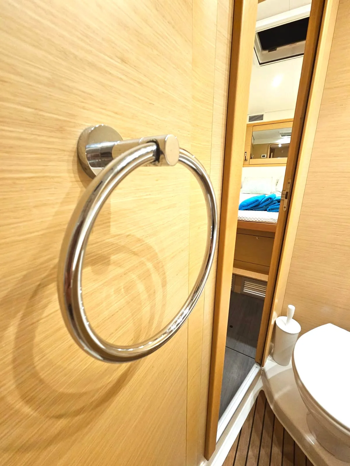 Lagoon 450 Fly EmoSEAon — jahifoto 2