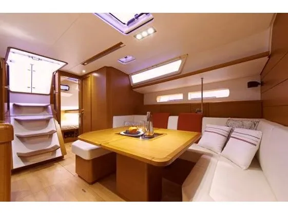 Sun Odyssey 469 All blue III — foto dello yacht n. 2