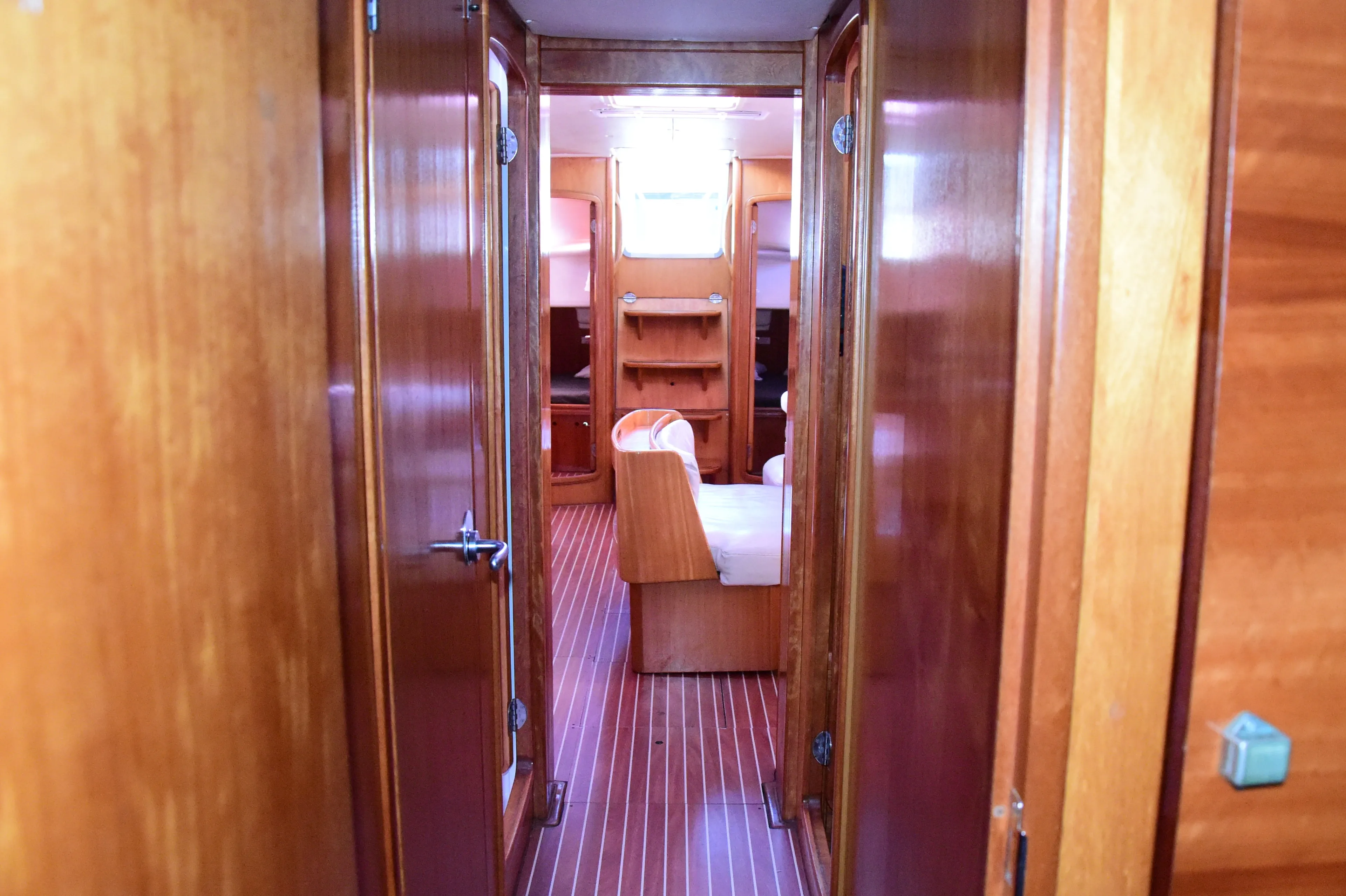 Bavaria Cruiser 50 La Vagabonda — yacht photo 2