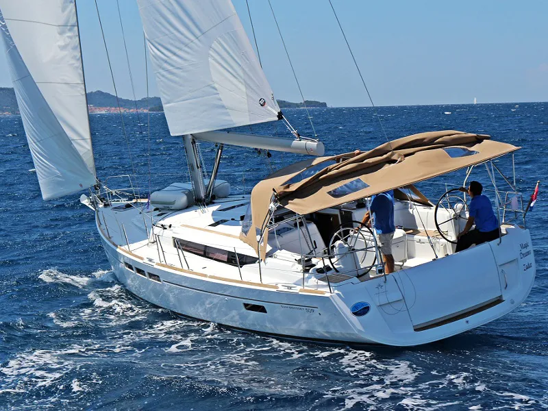 Sun Odyssey 509 MAGIC DREAMS — foto dello yacht n. 6