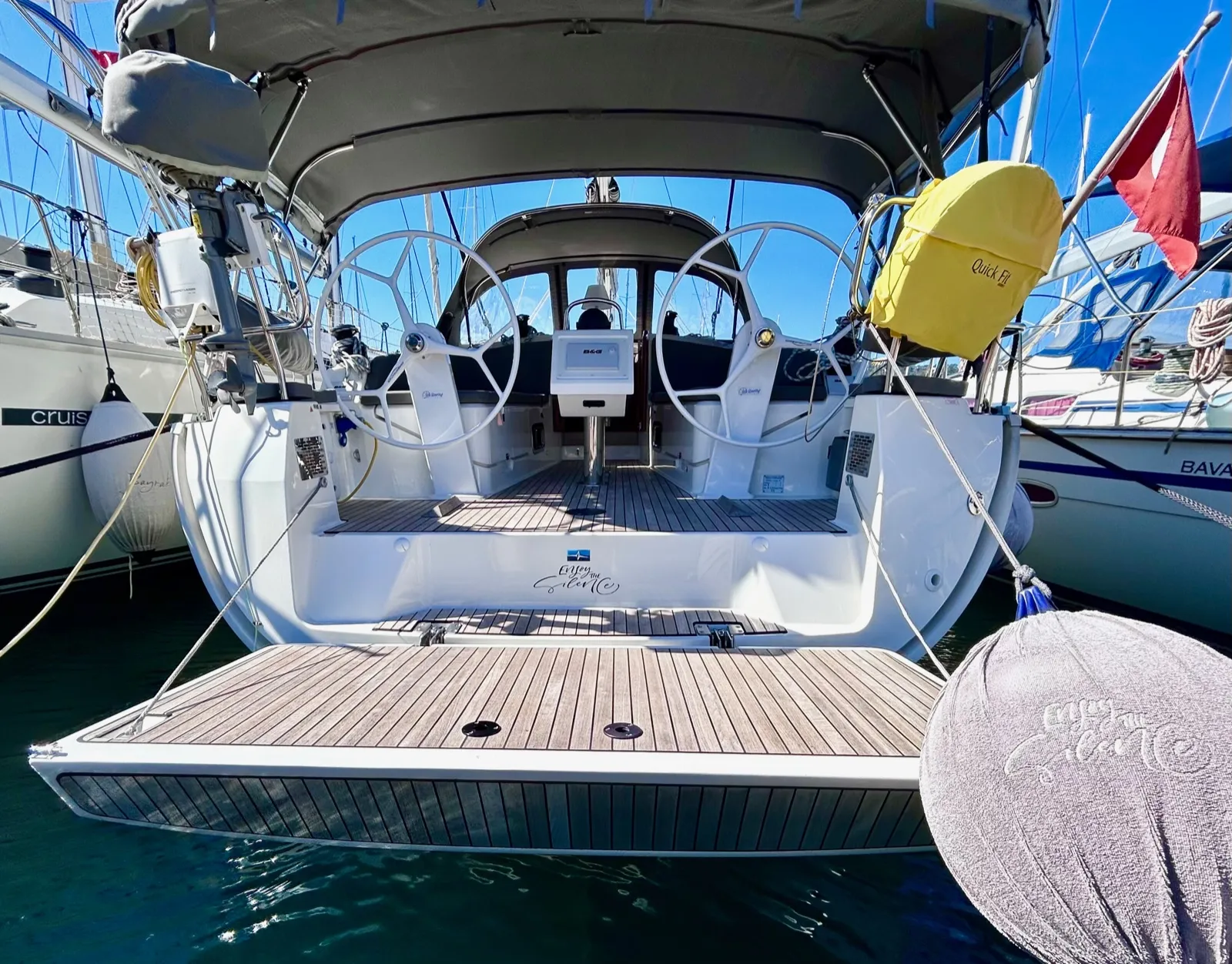 Bavaria Cruiser 37 Enjoy The Silence — fotografia jachty 2