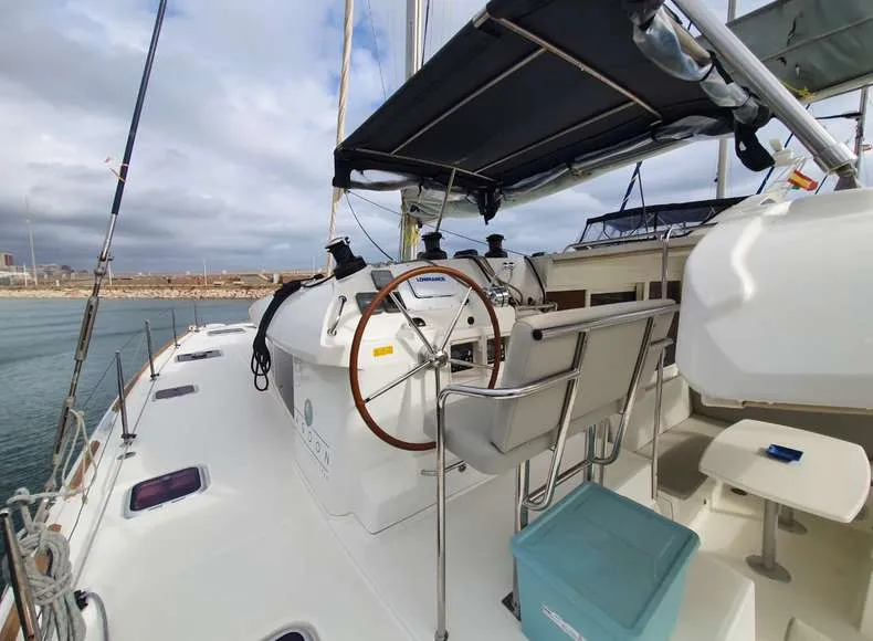 Lagoon 400 Mia — jahtikuva 5