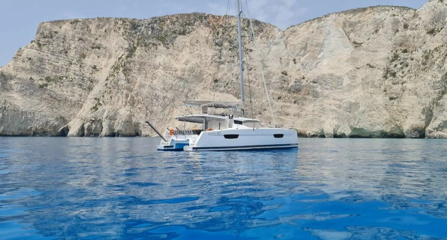 Astréa 42 Nostos — fotografie jachty 2