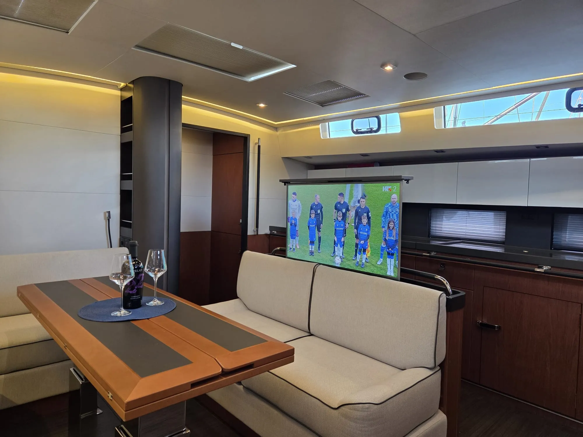Oceanis Yacht 62 OLGA V — yacht photo 19