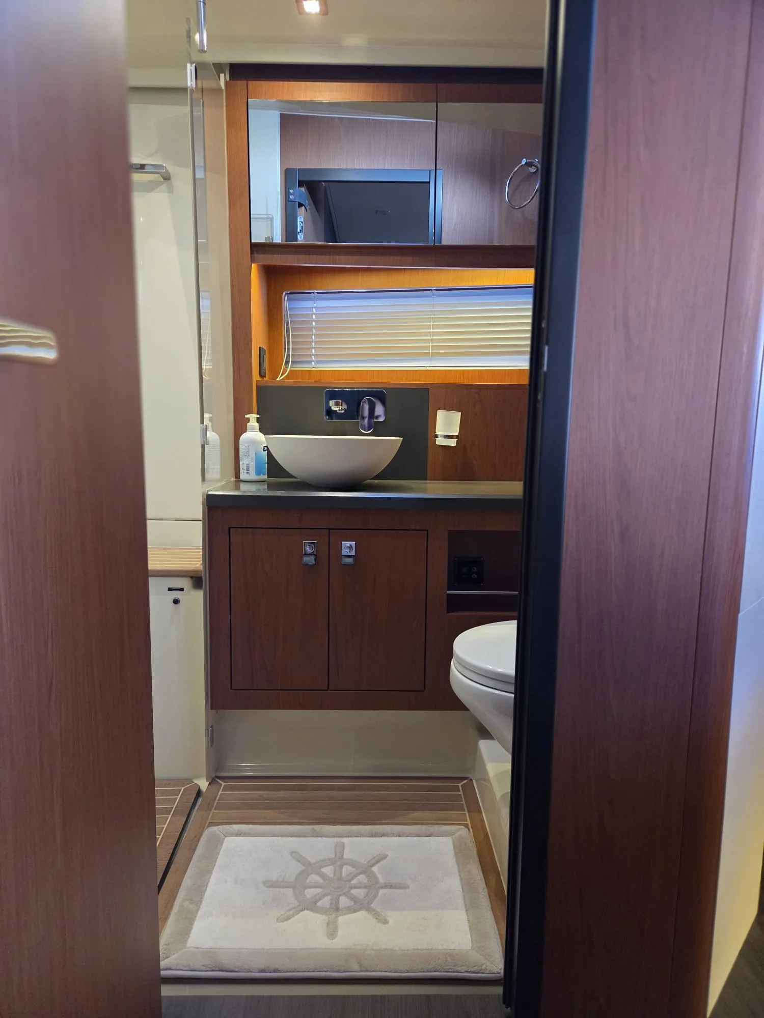Oceanis Yacht 62 OLGA V — yacht photo 17