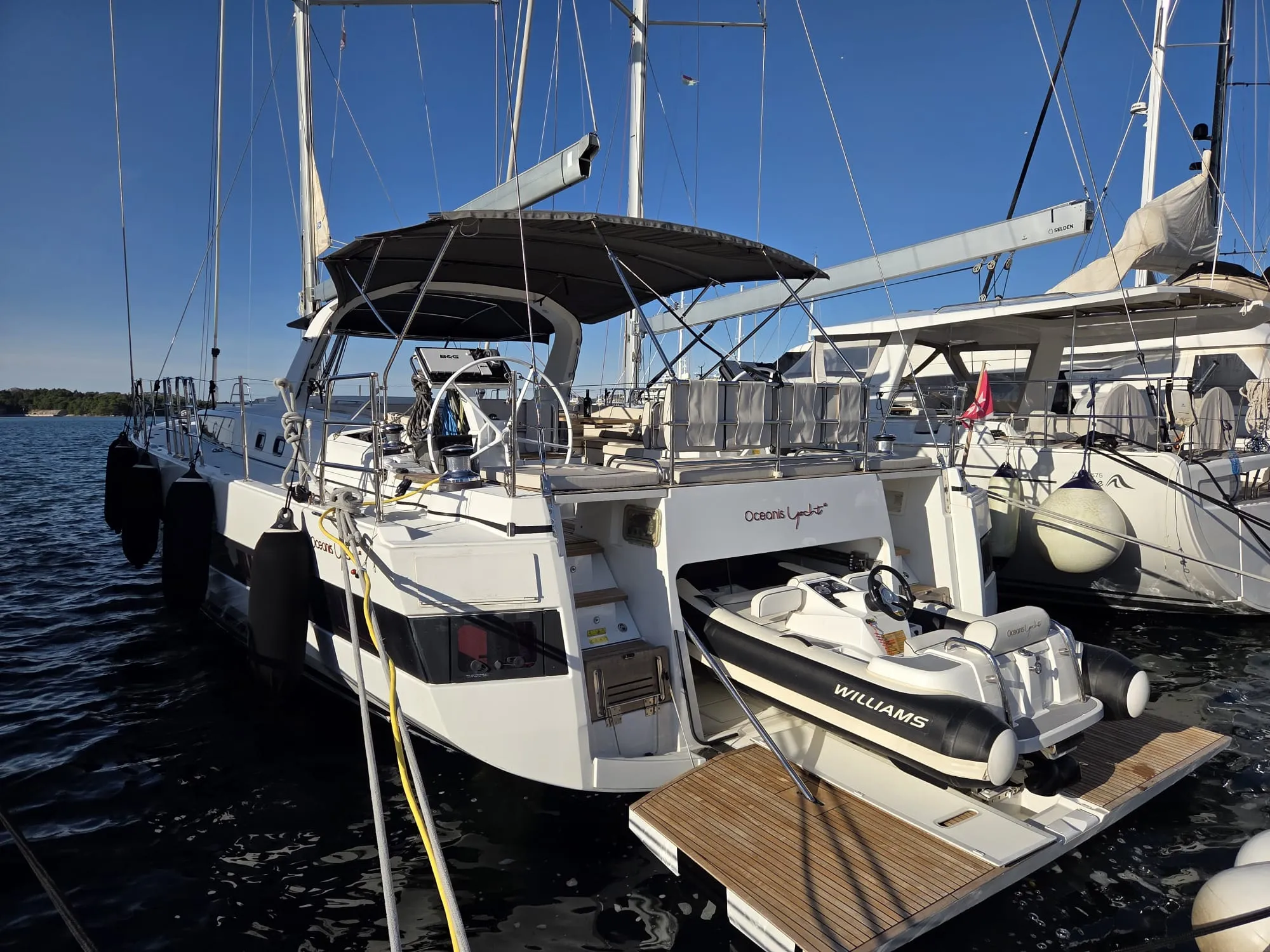 Oceanis Yacht 62 OLGA V — yacht photo 28