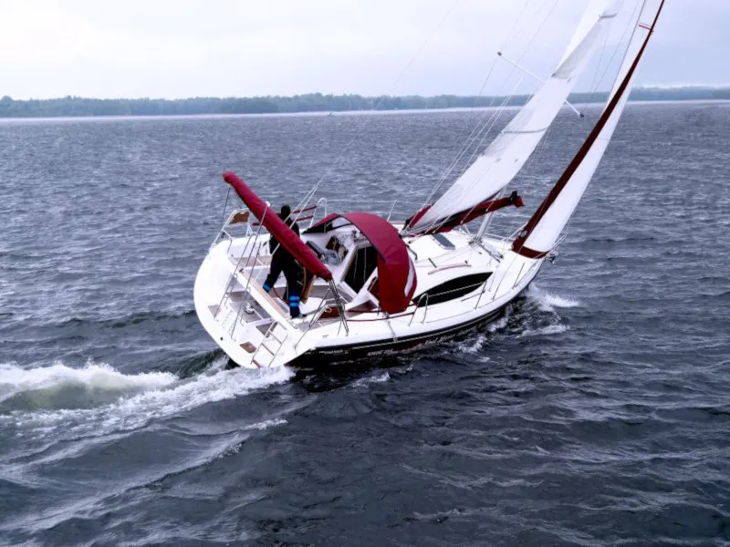 Maxus 33.1 RS Prestige MIDNIGHT SUN — yacht photo 2