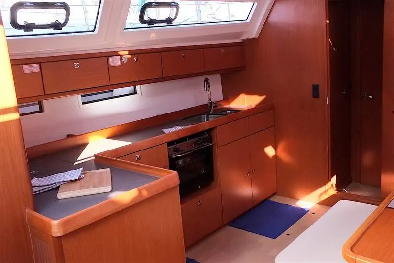Bavaria 46 Cruiser Sibylla — фотография яхты 6