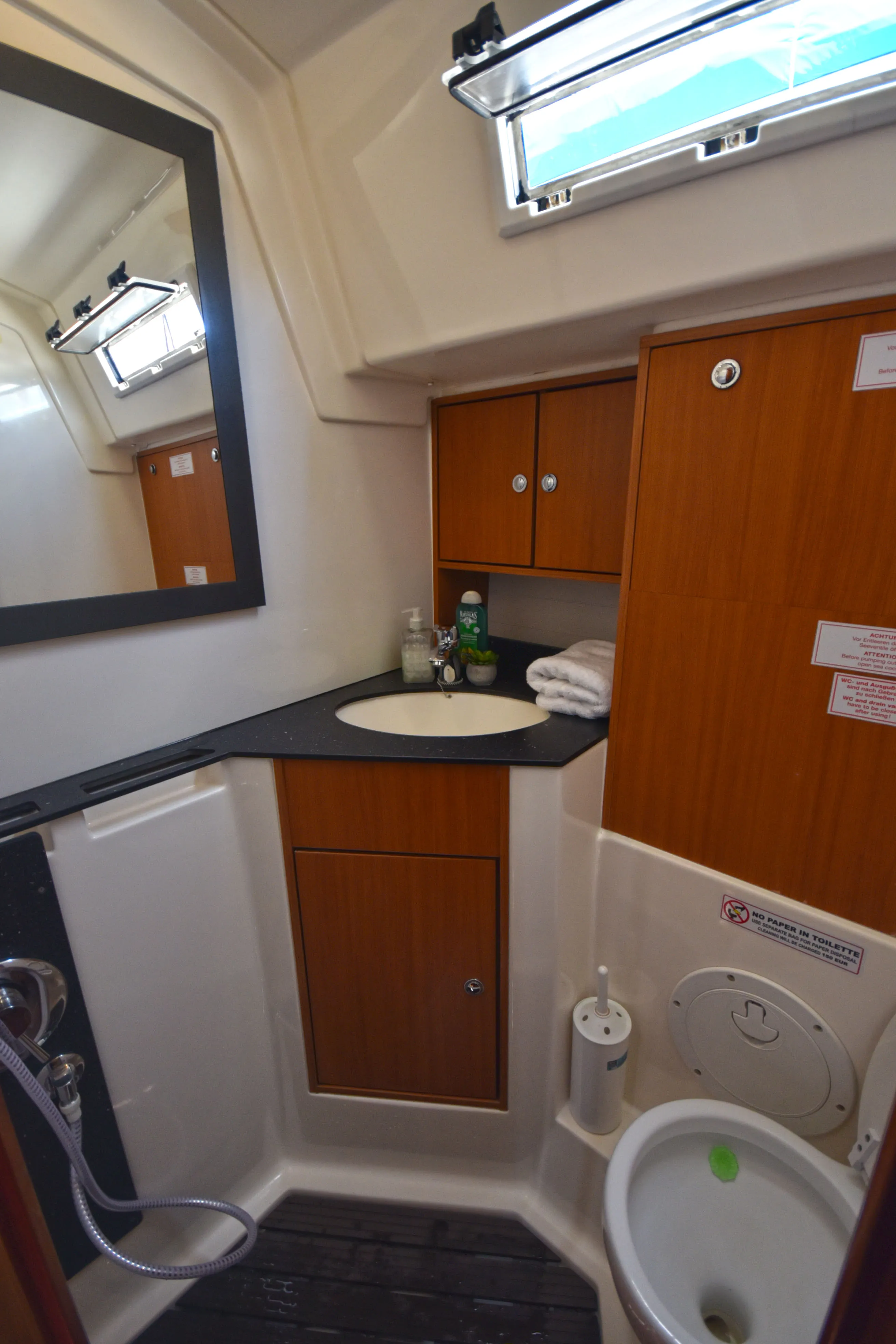 Bavaria Cruiser 45 Nouvelle Vague — jachtfoto 19