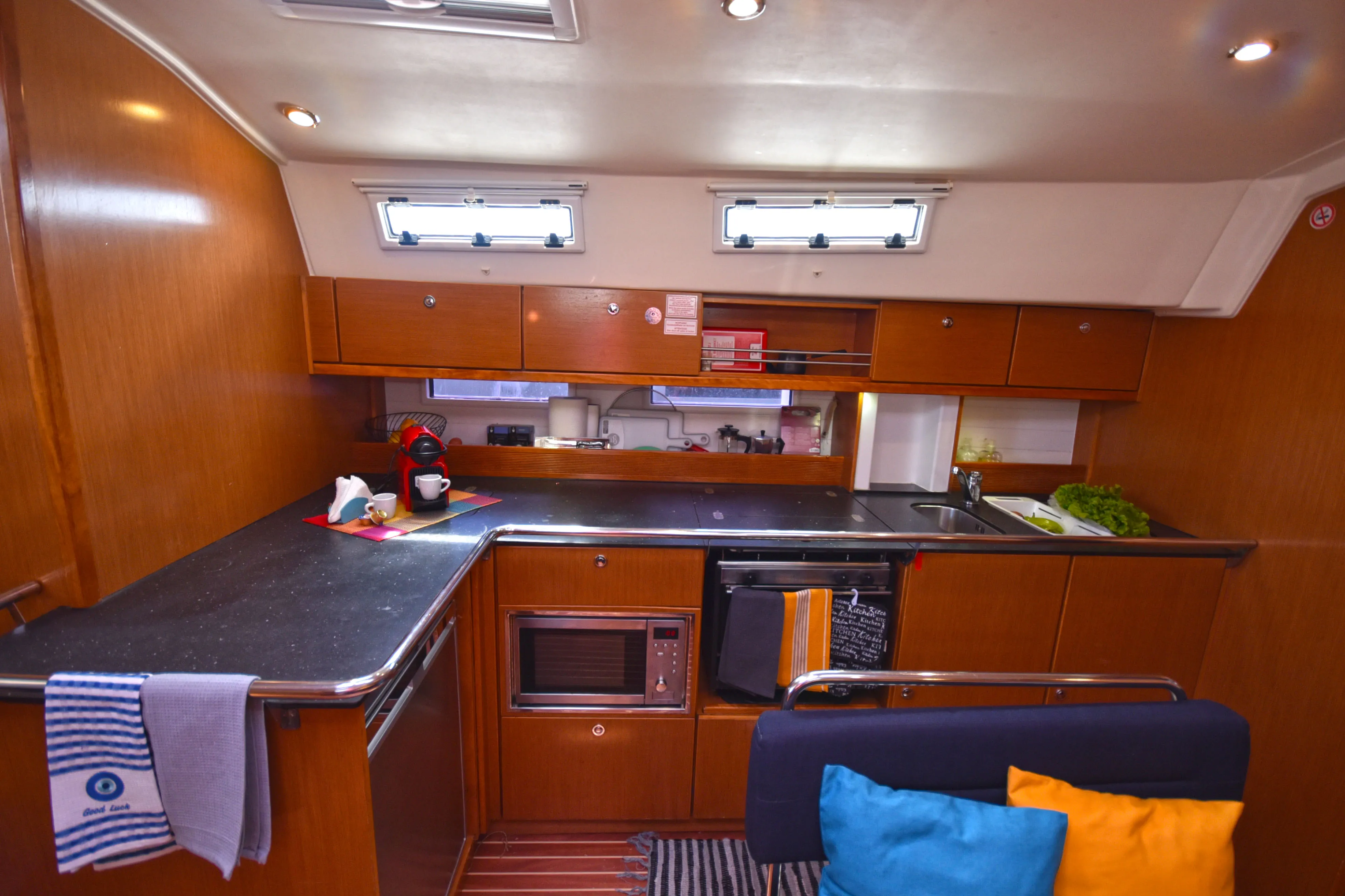 Bavaria Cruiser 45 Nouvelle Vague — jachtfoto 24