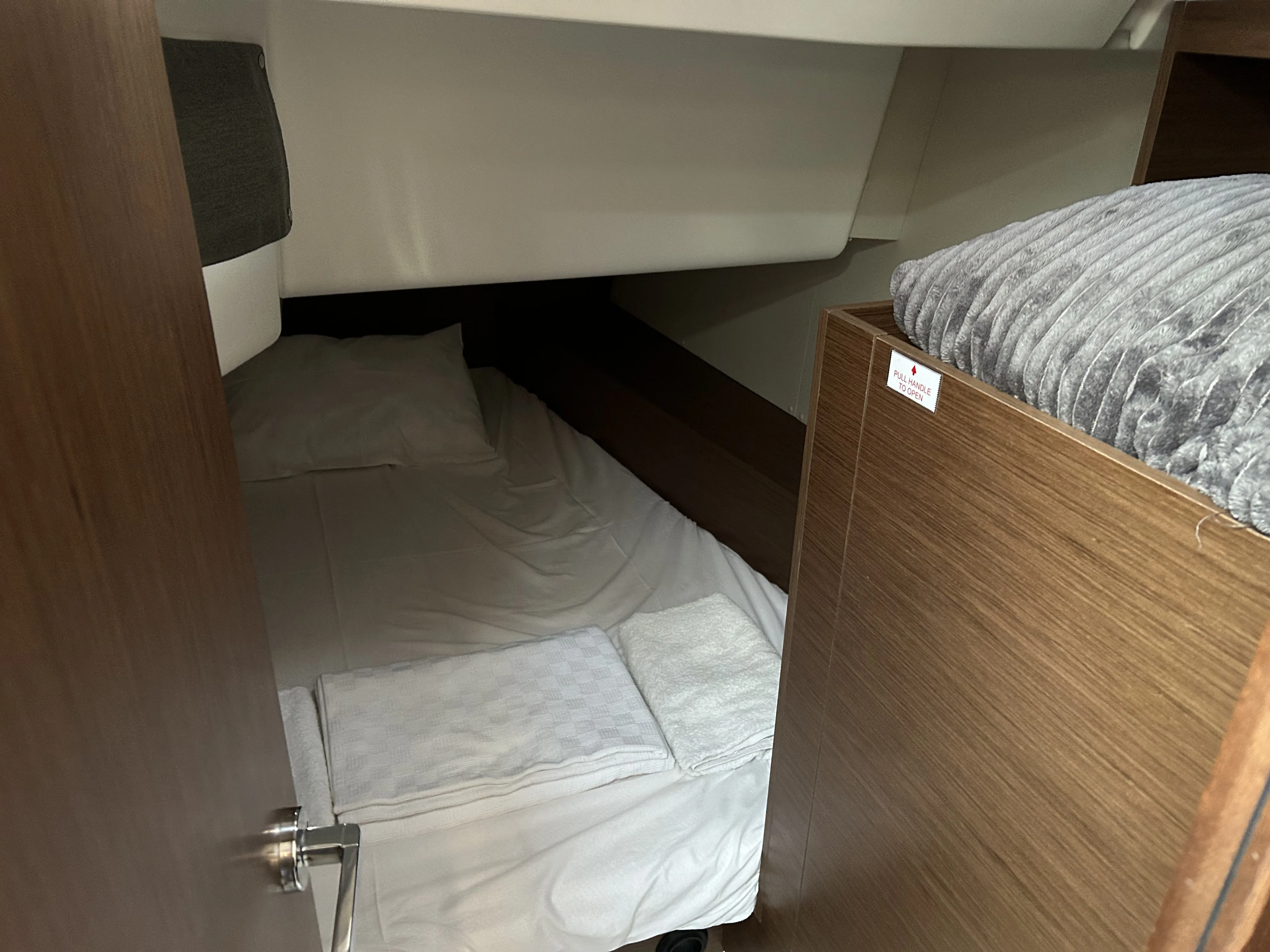 Oceanis 34.1 Sail Altair 1 — yacht photo 2