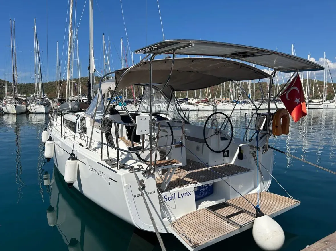 Oceanis 34.1 Sail Lynx — jahtikuva 4