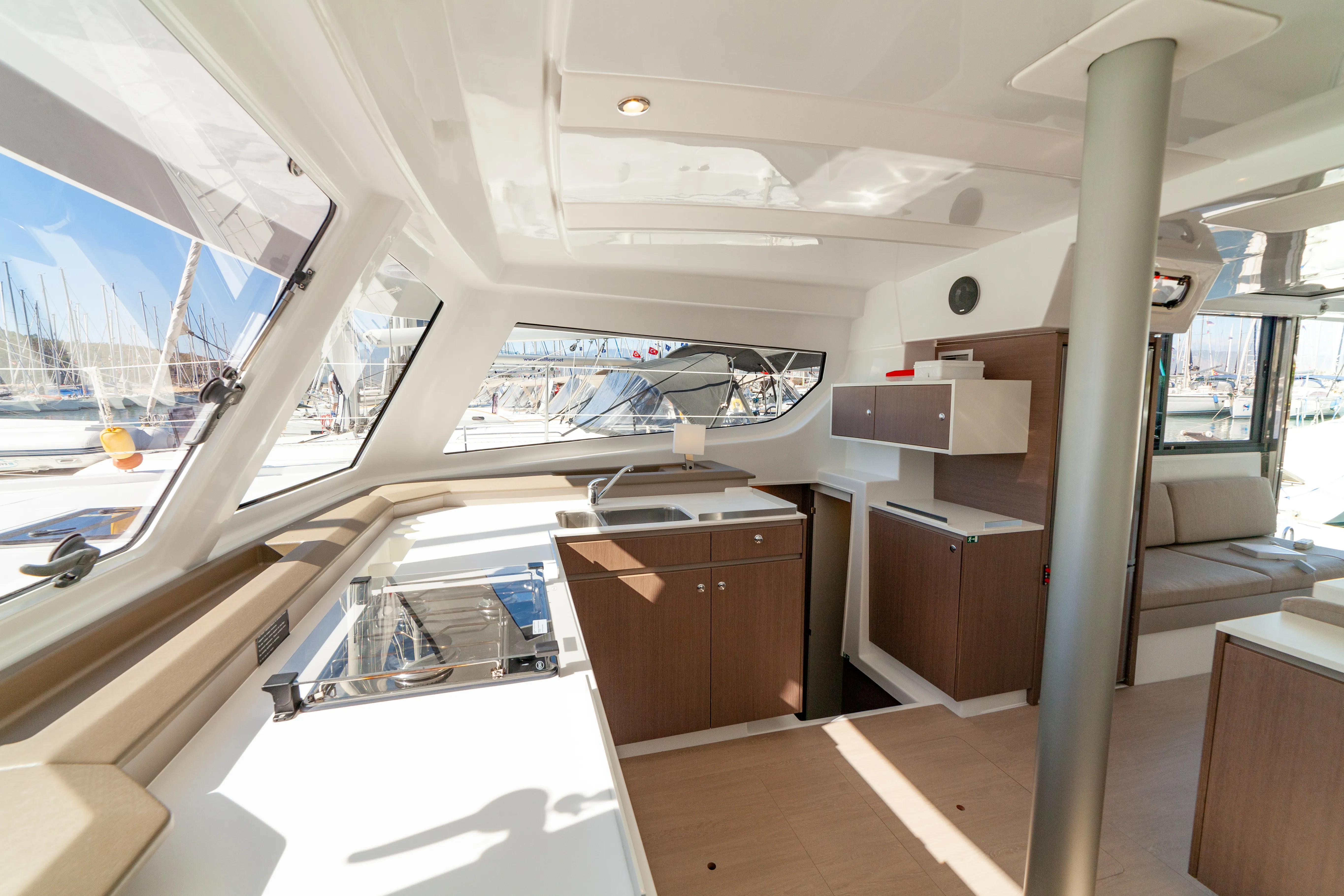Bali Catspace Sail Solaris — yacht photo 2
