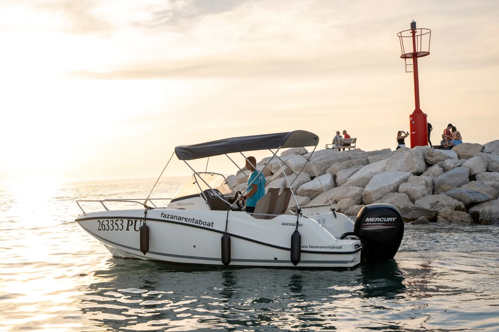 Quicksilver 605 Sundeck Quicksilver — foto dello yacht n. 10