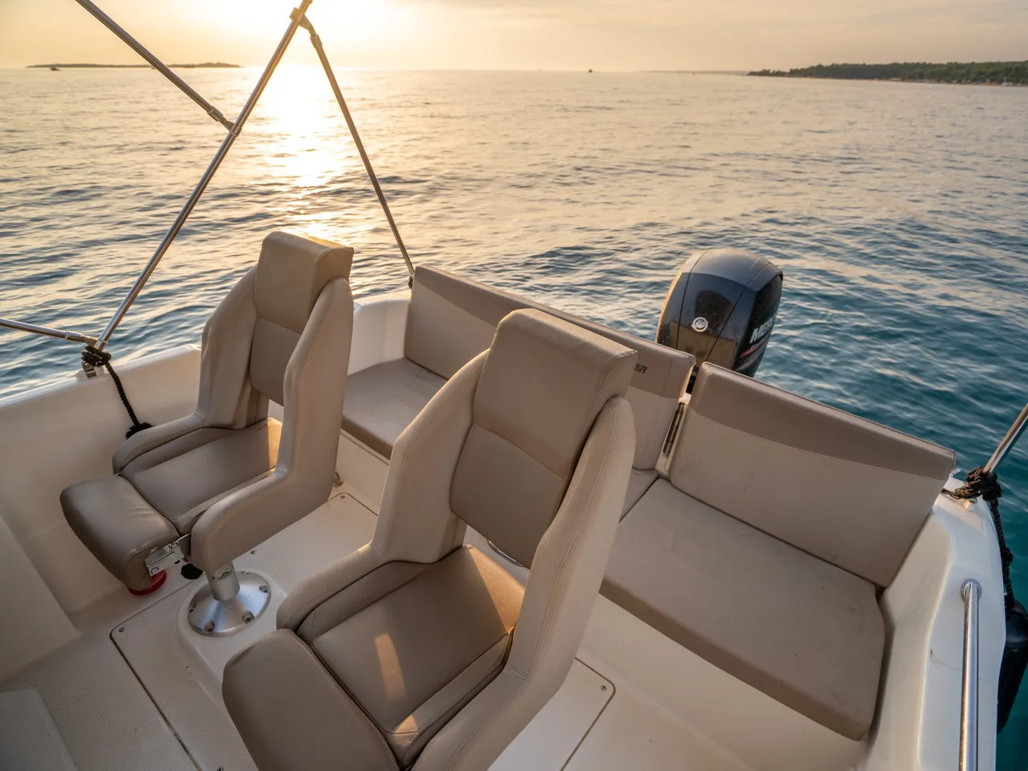 Quicksilver 605 Sundeck Quicksilver — foto dello yacht n. 6