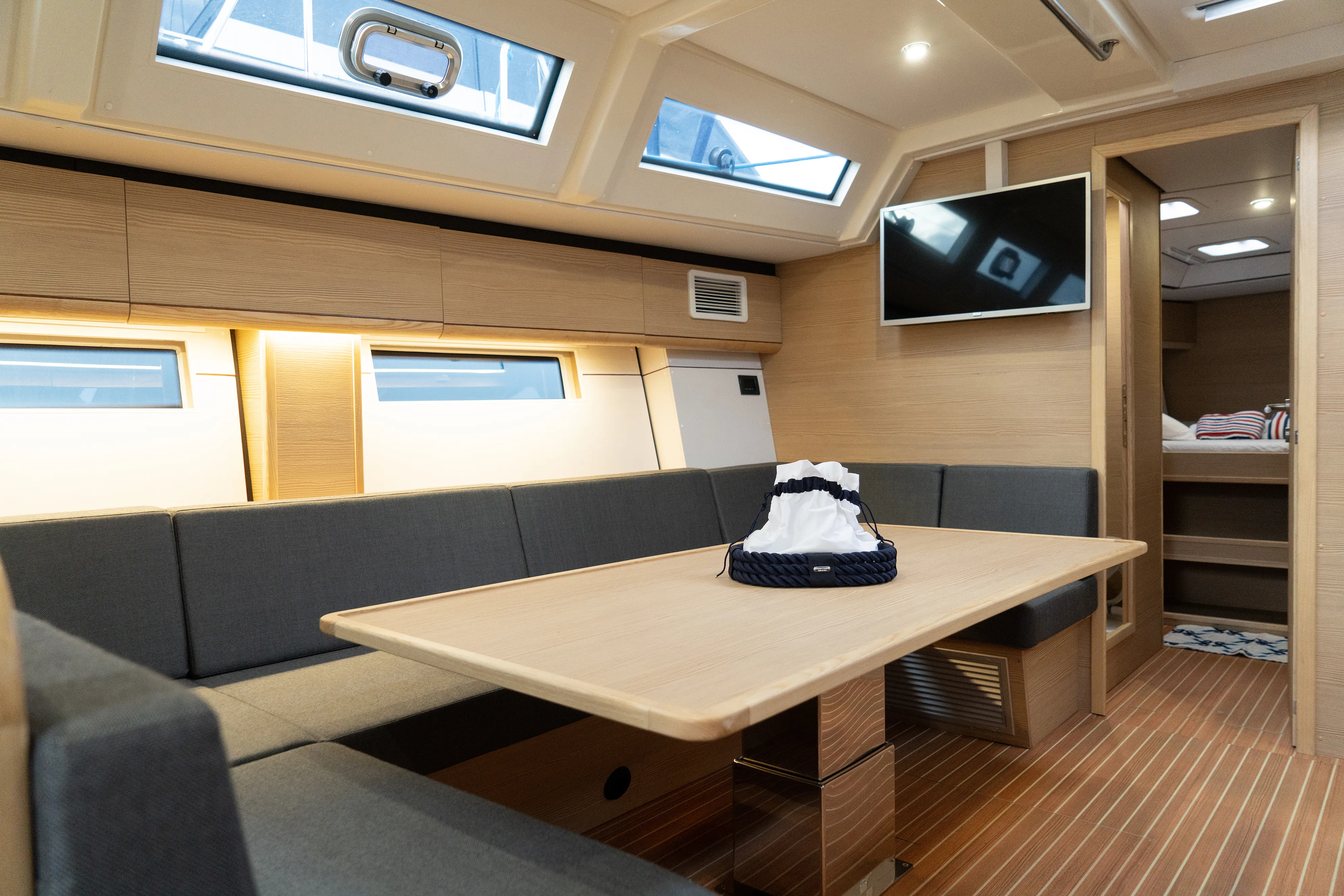 D&D Kufner 54 Exclusive Elly Blu — yacht photo 2