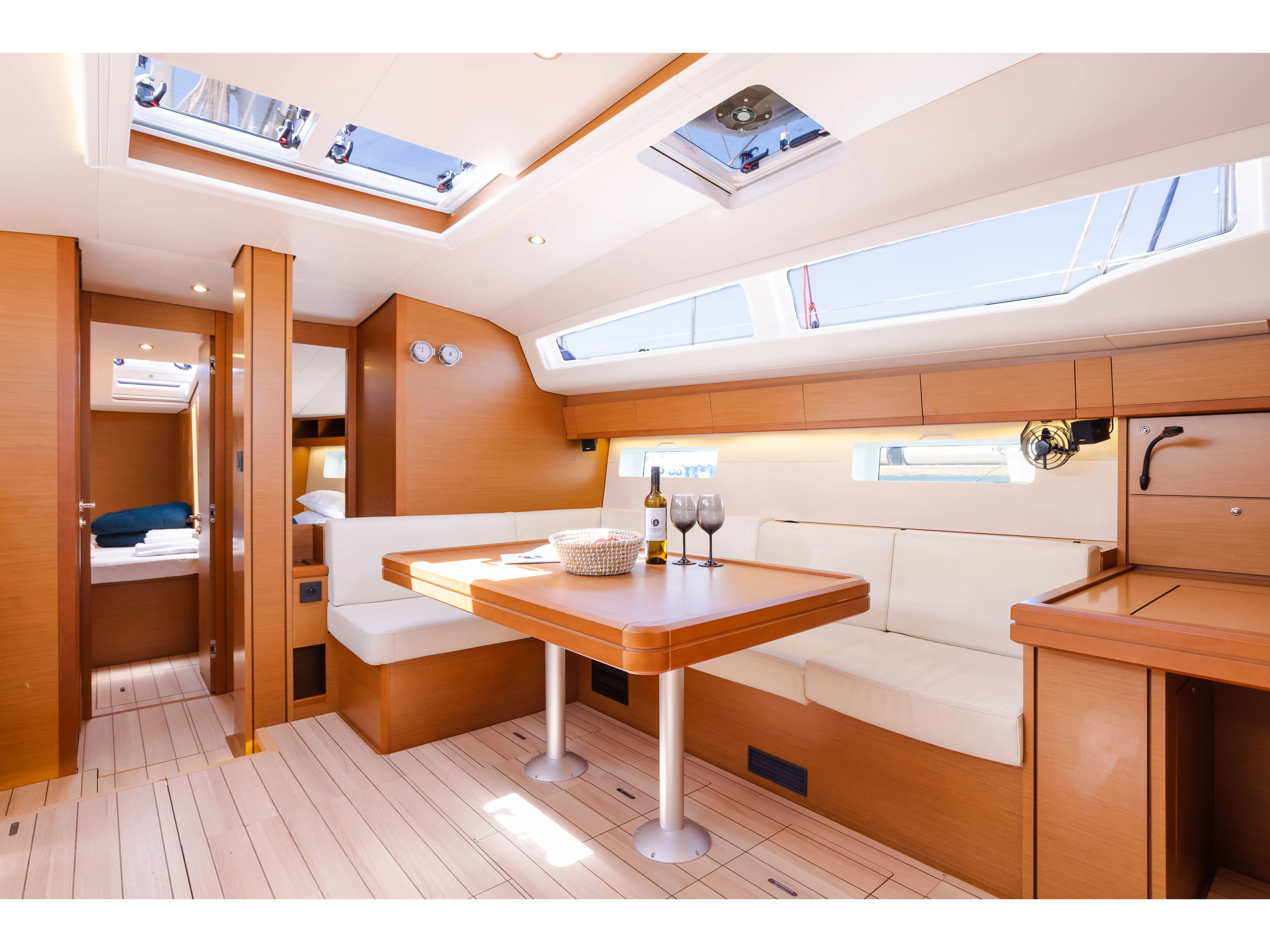 Jeanneau 54 PANAYIOTIS K — фотография яхты 15