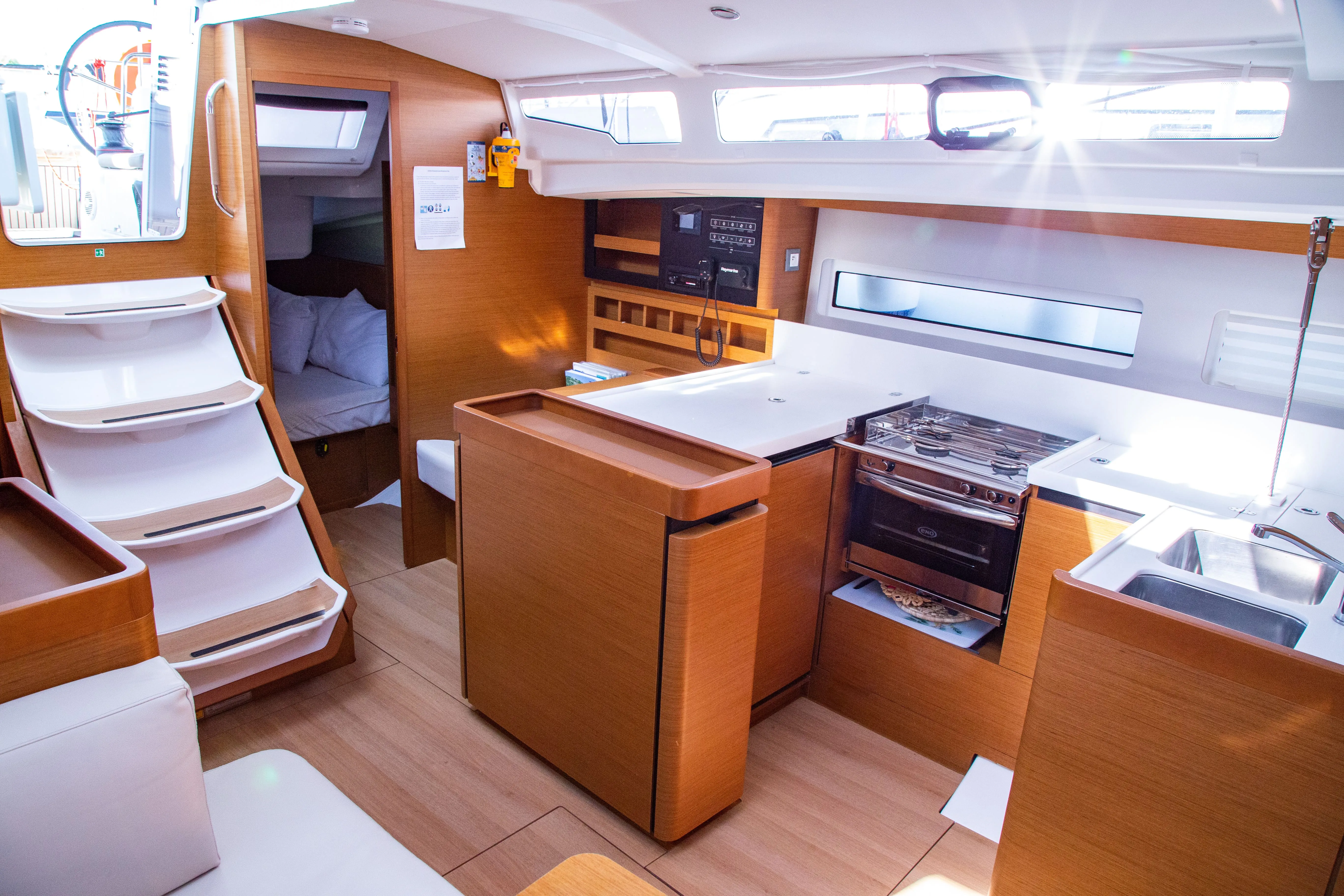Sun Odyssey 440 APOSTOLIS — tekne fotoğrafı 2