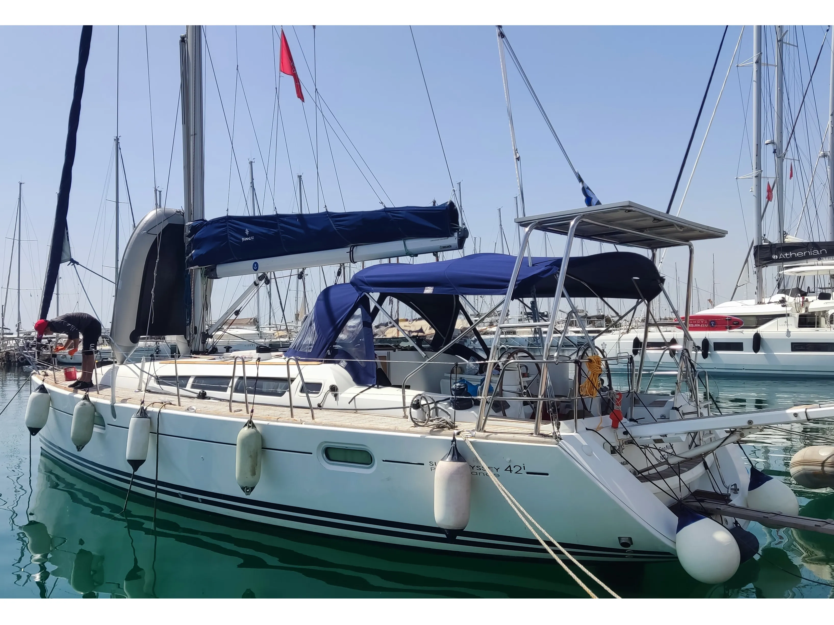 Sun Odyssey 42 i Sea Nest — jahtikuva 1