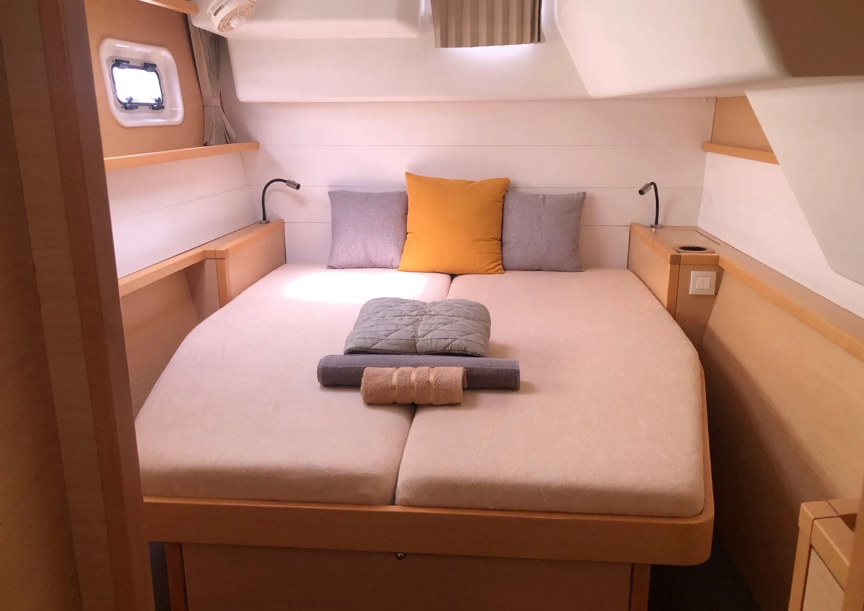 Lagoon 450 Fly AZRAQ (refit 2023) — foto dello yacht n. 14