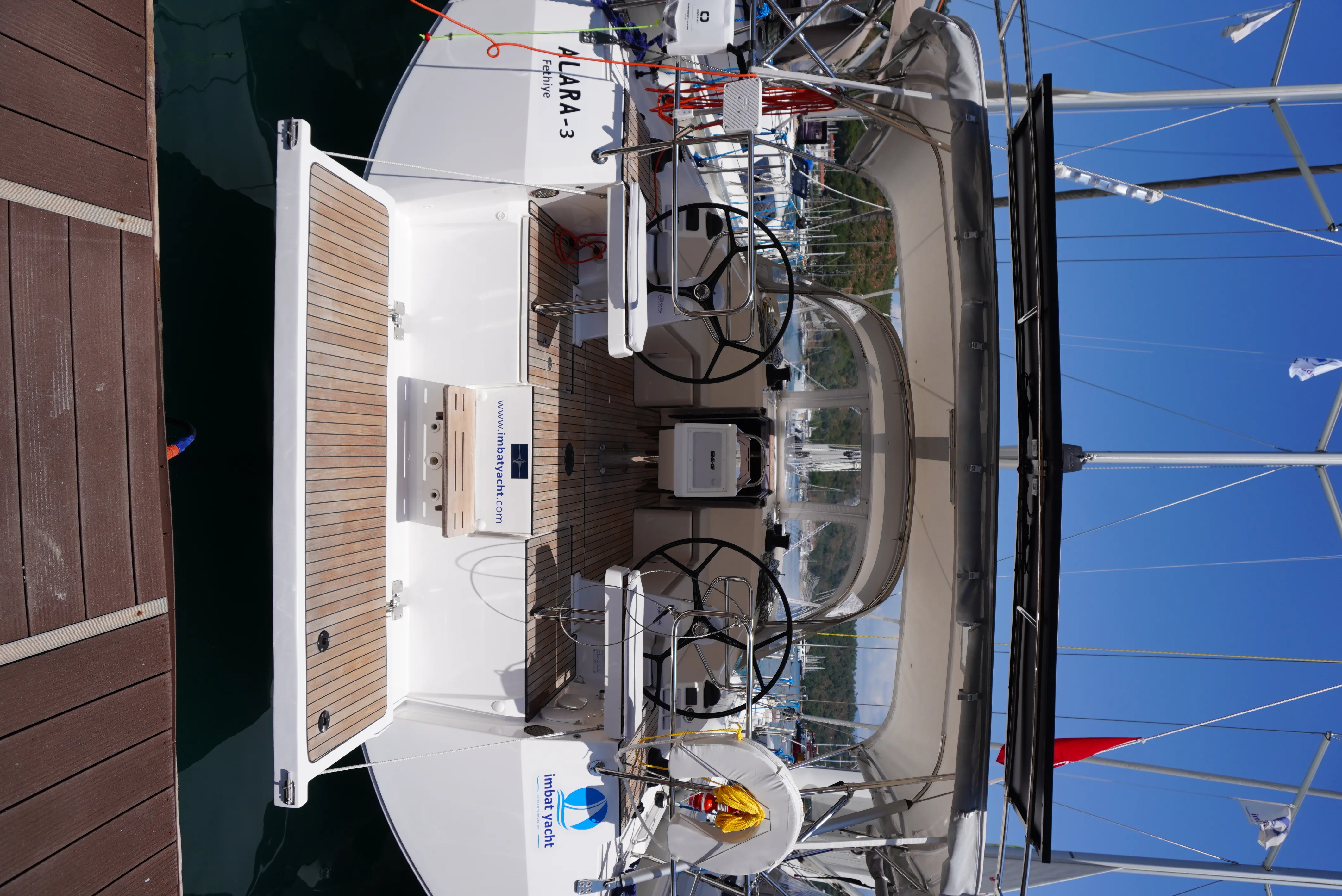Bavaria C42 Alara-3 — фотография яхты 3