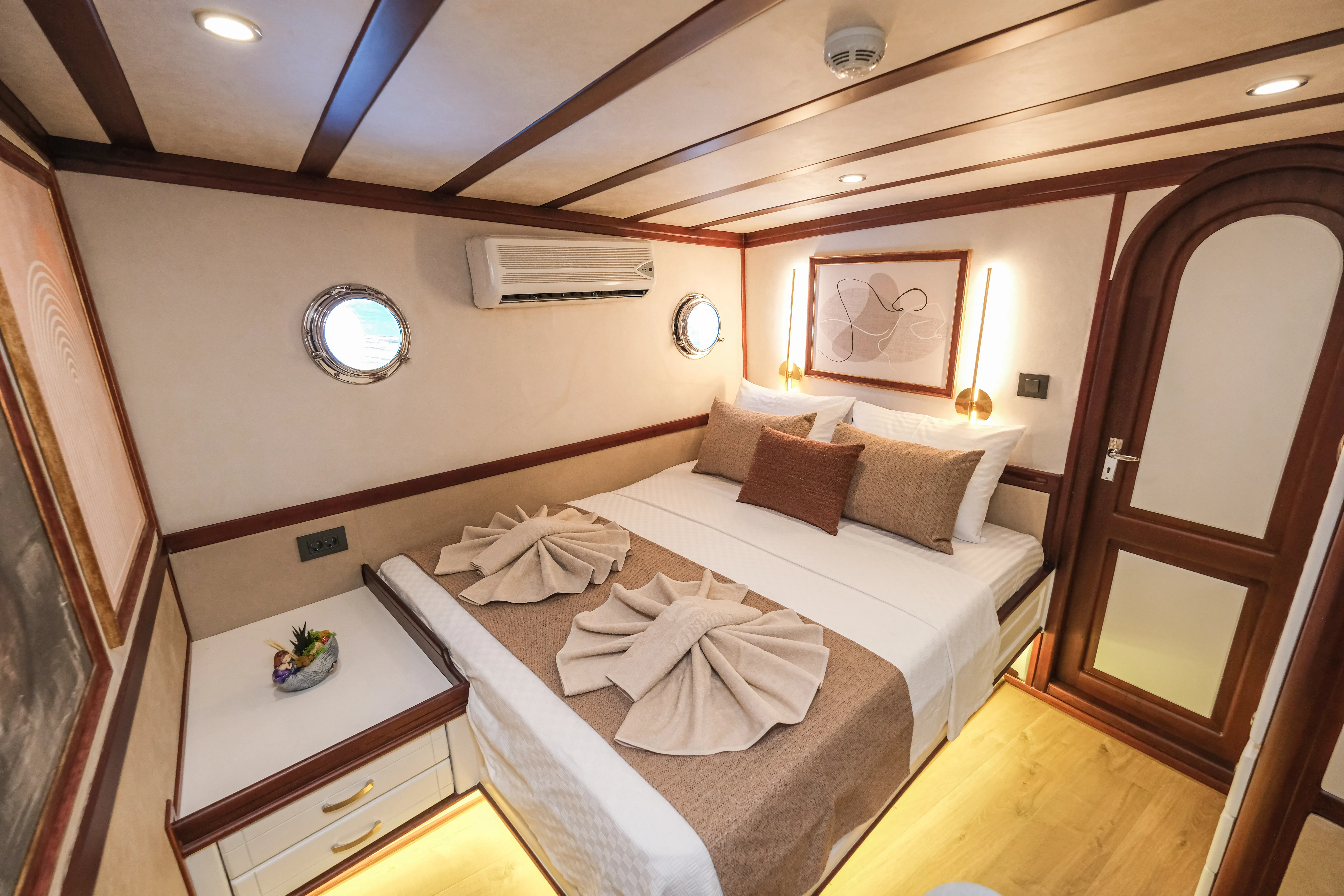 Luxury Sailing Yacht Tarkan 5 — yacht photo 26