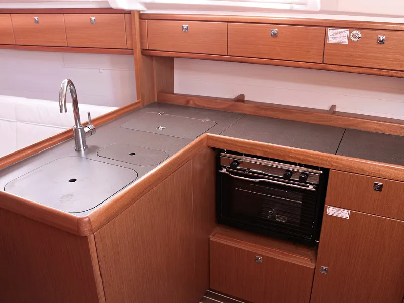 Bavaria Cruiser 37 JULIA — jahtikuva 8