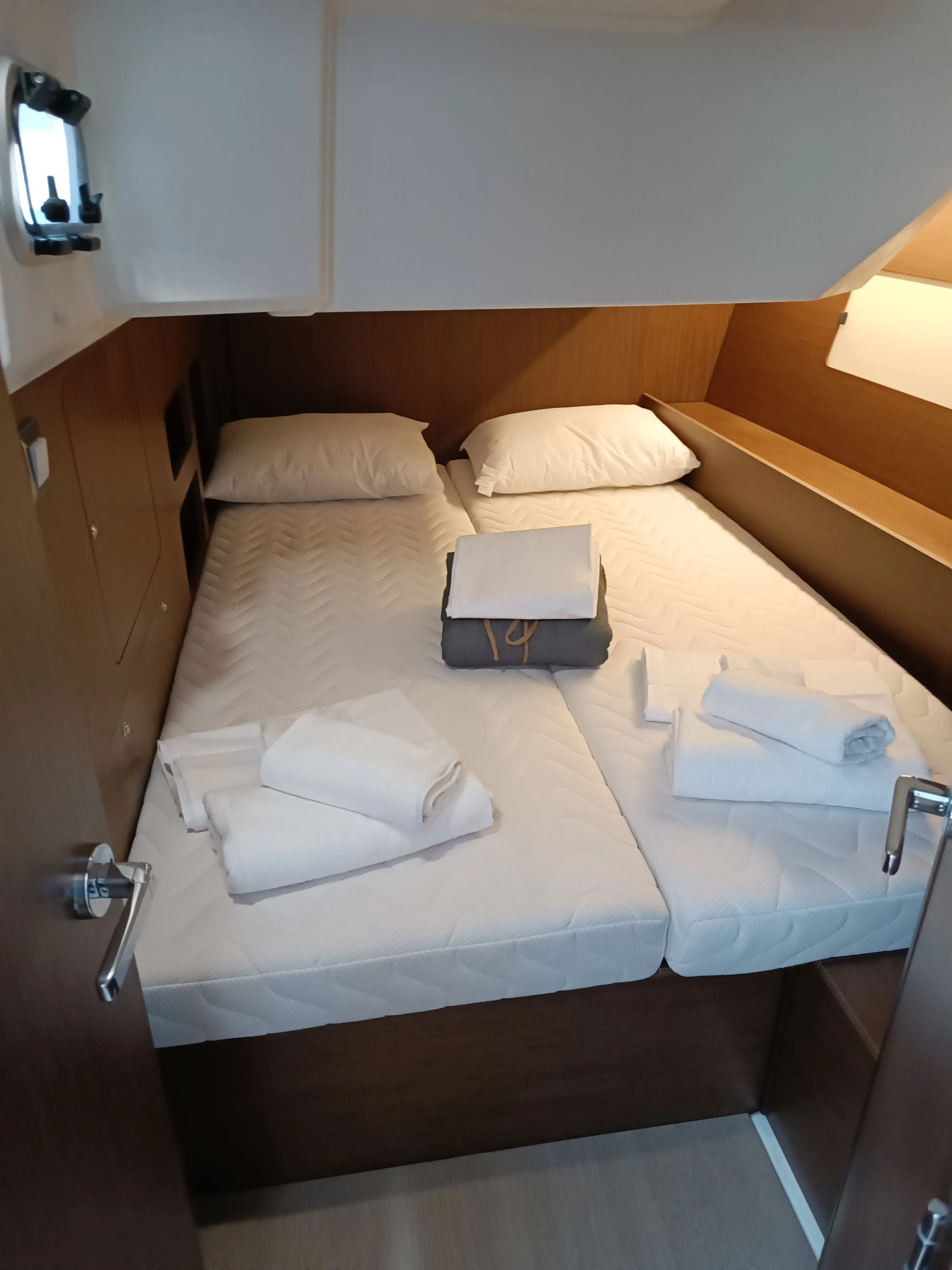 Oceanis 46.1 Bella — фотография яхты 10