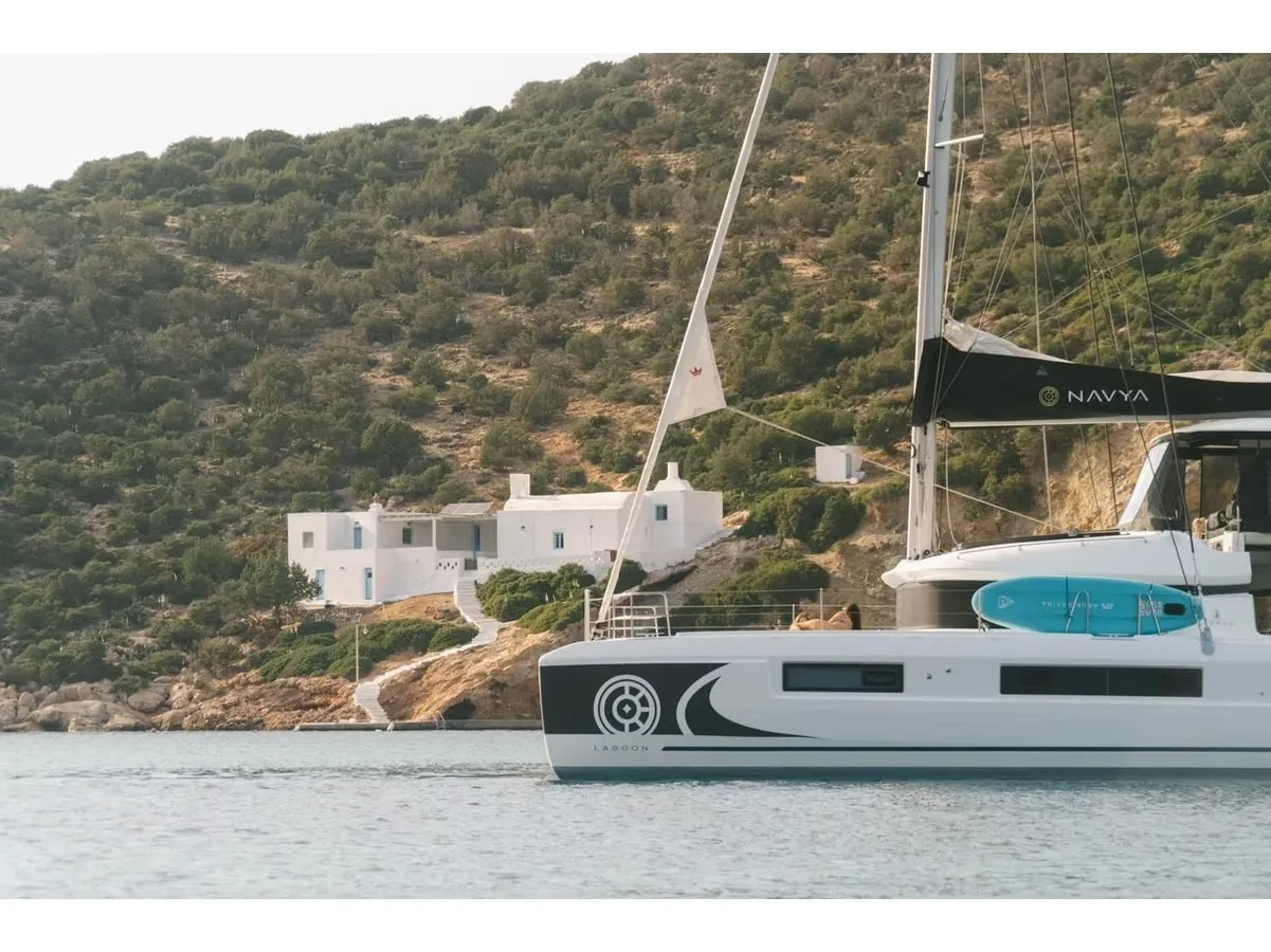 Lagoon 51 Navya — фотография яхты 1