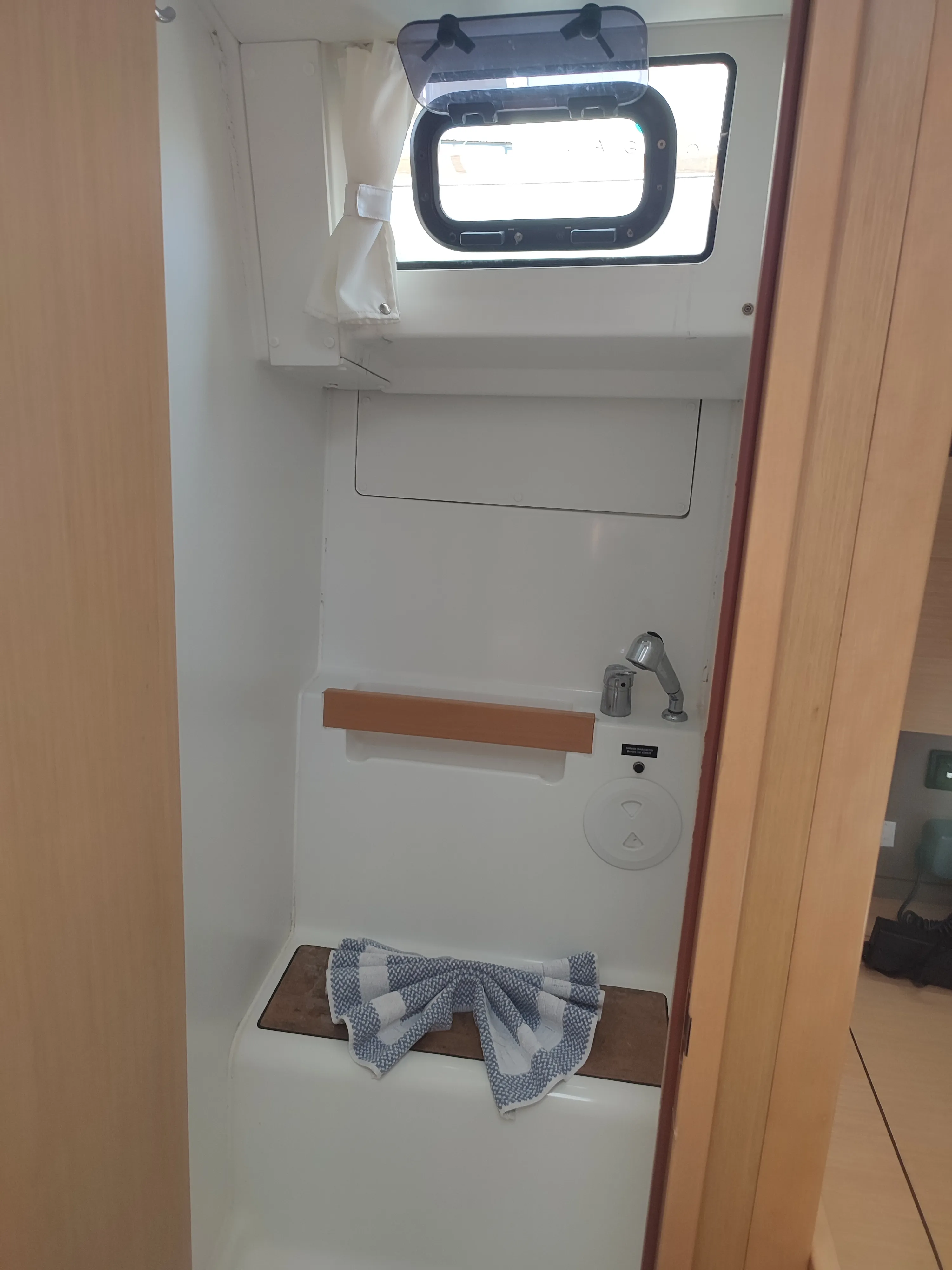 Oceanis 38 Zografia — foto dello yacht n. 15