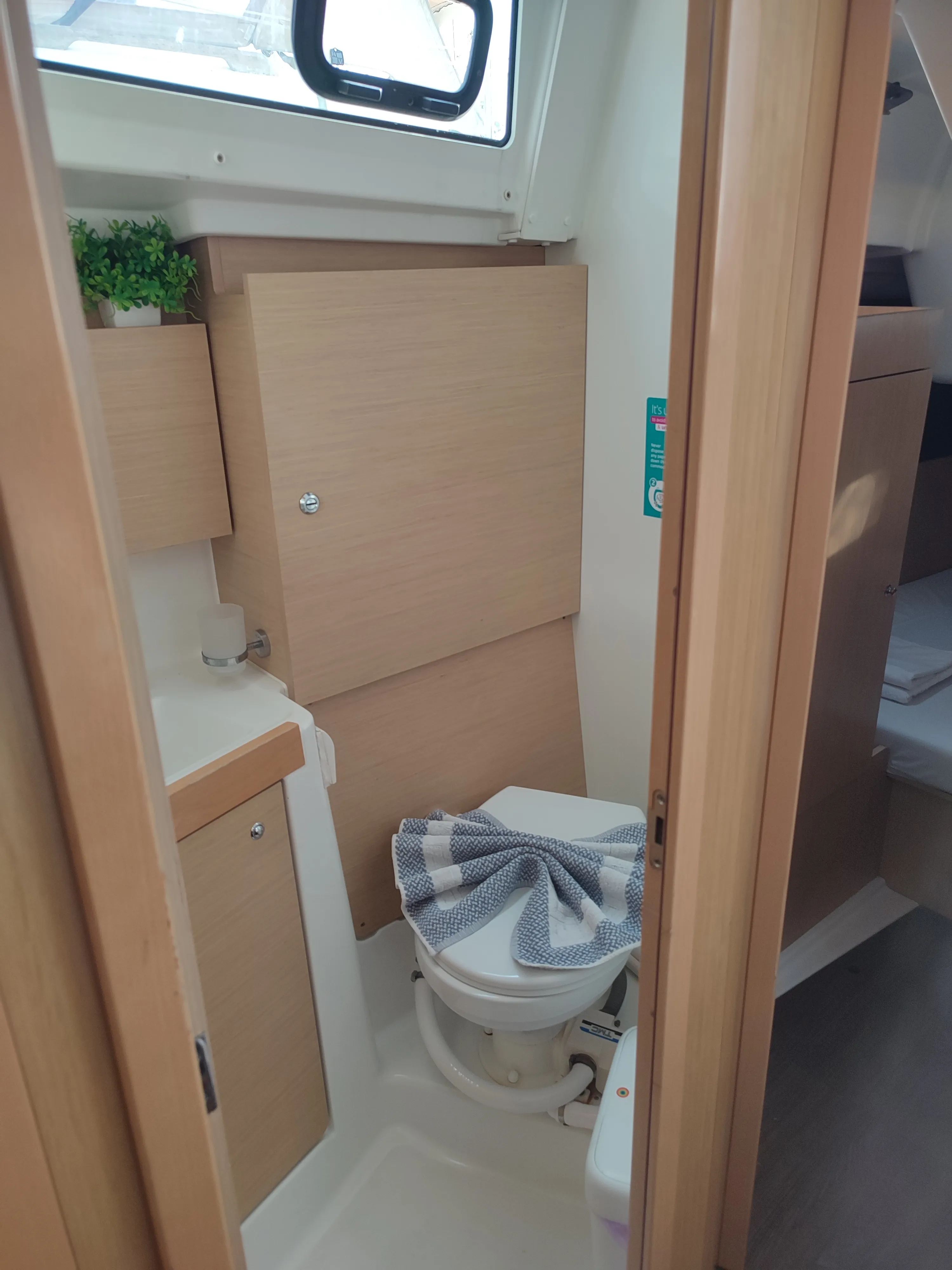 Oceanis 38 Zografia — foto dello yacht n. 14