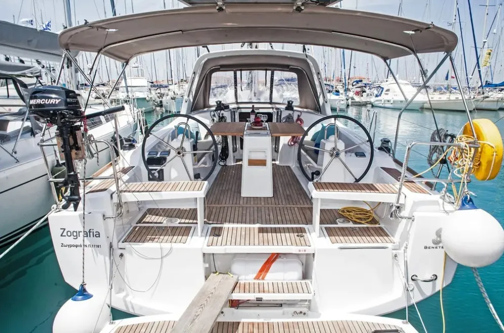 Oceanis 38 Zografia — foto dello yacht n. 5