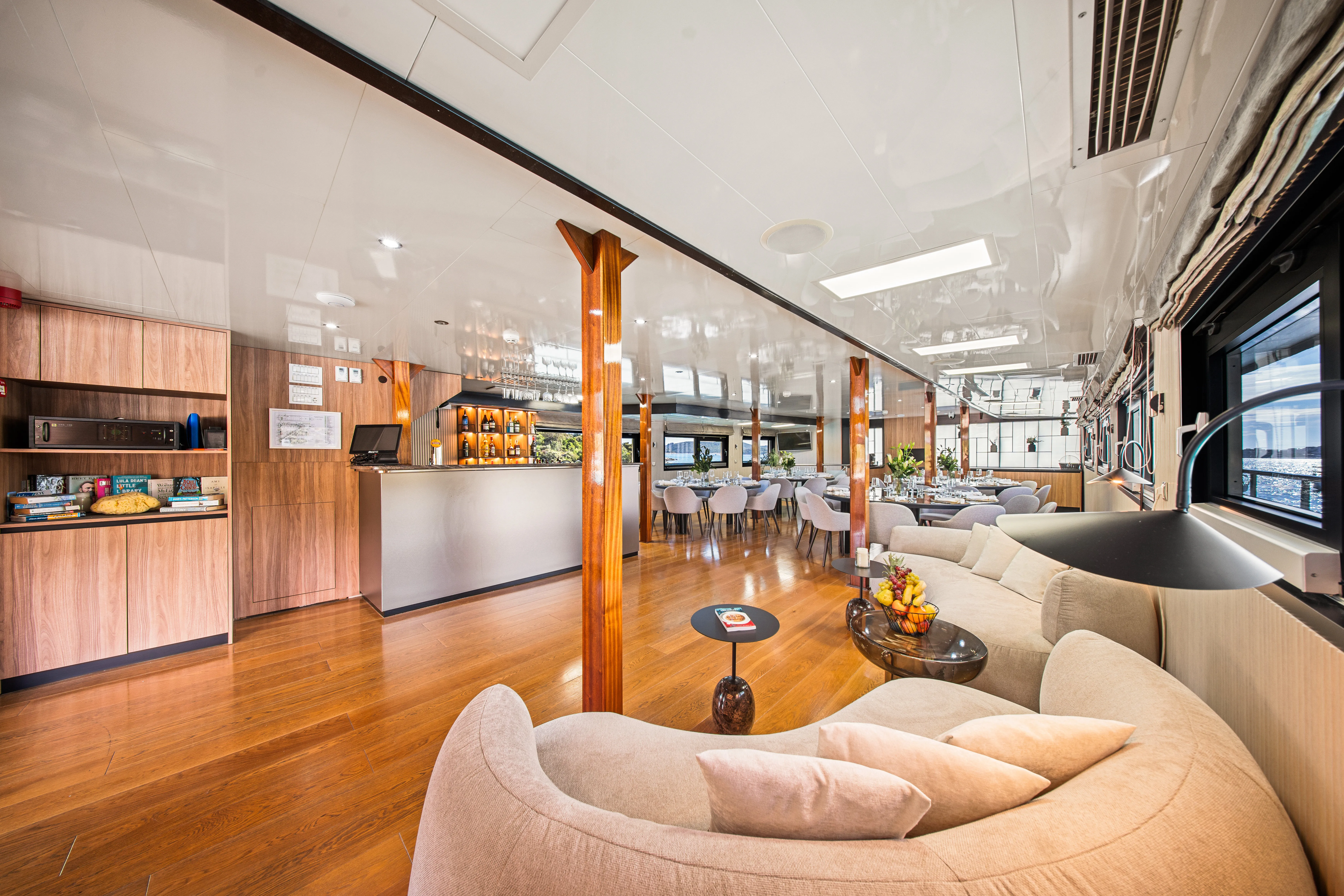 Motoryacht Karizma — yacht photo 41