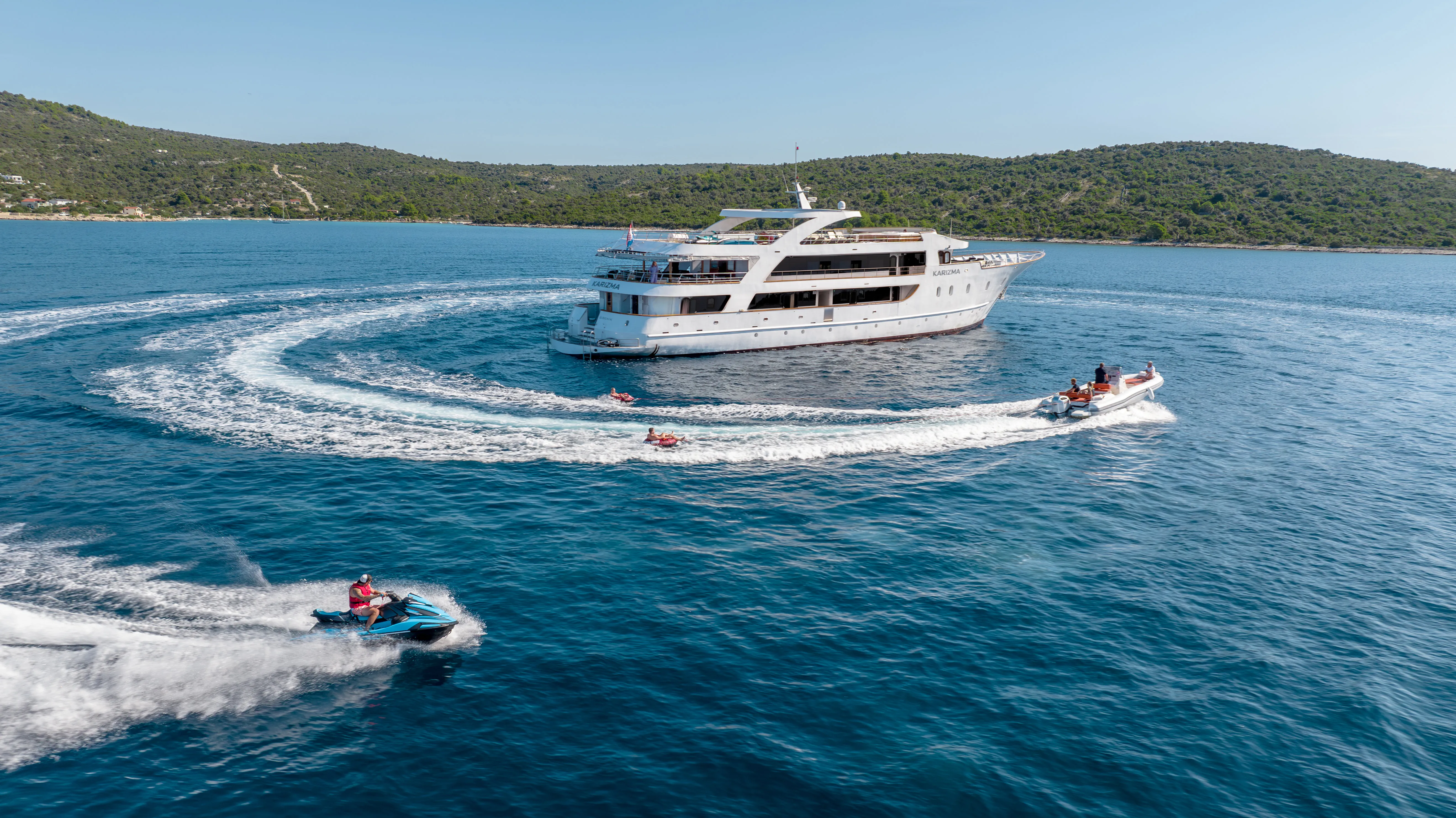 Motoryacht Karizma — yacht photo 35