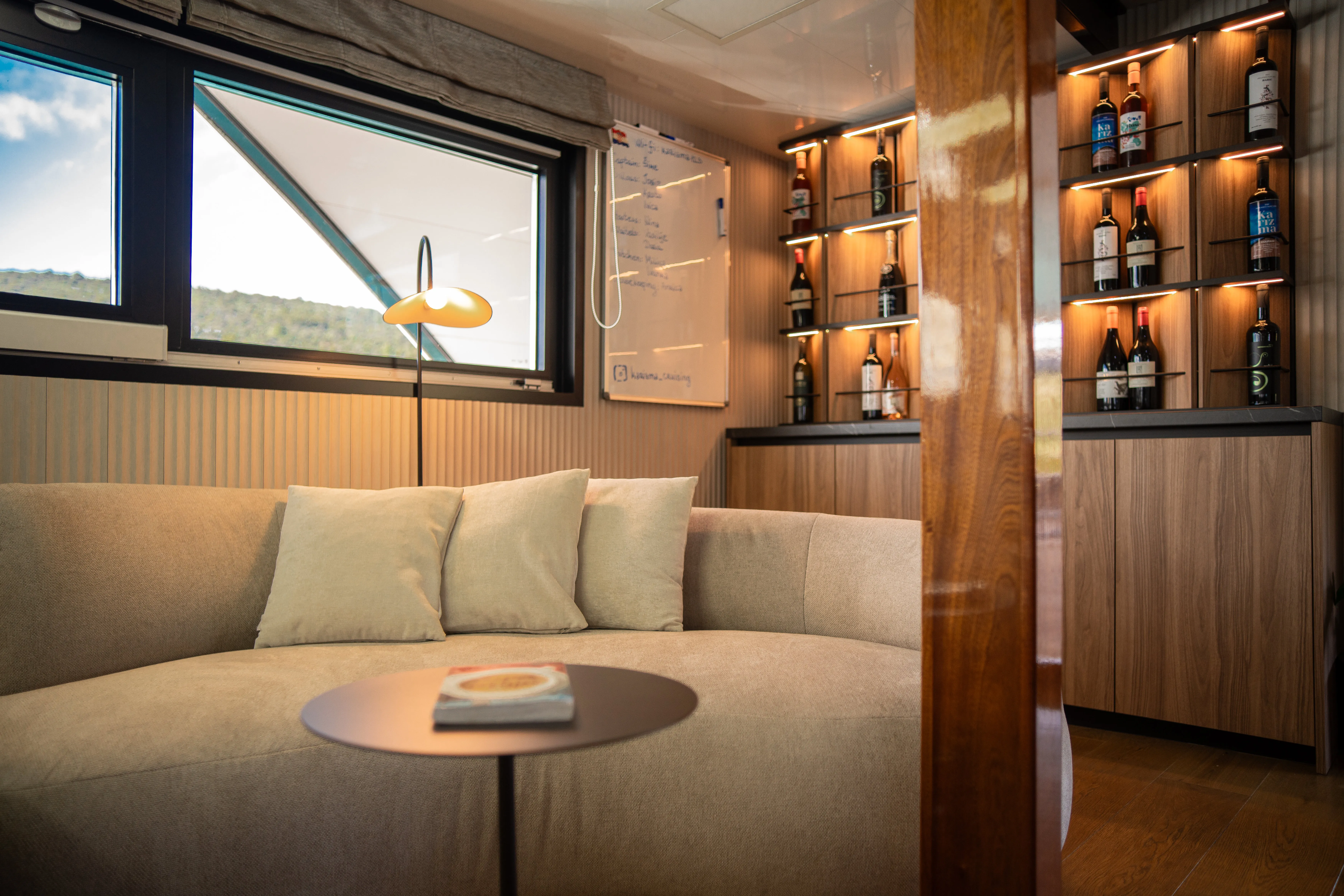 Motoryacht Karizma — yacht photo 10